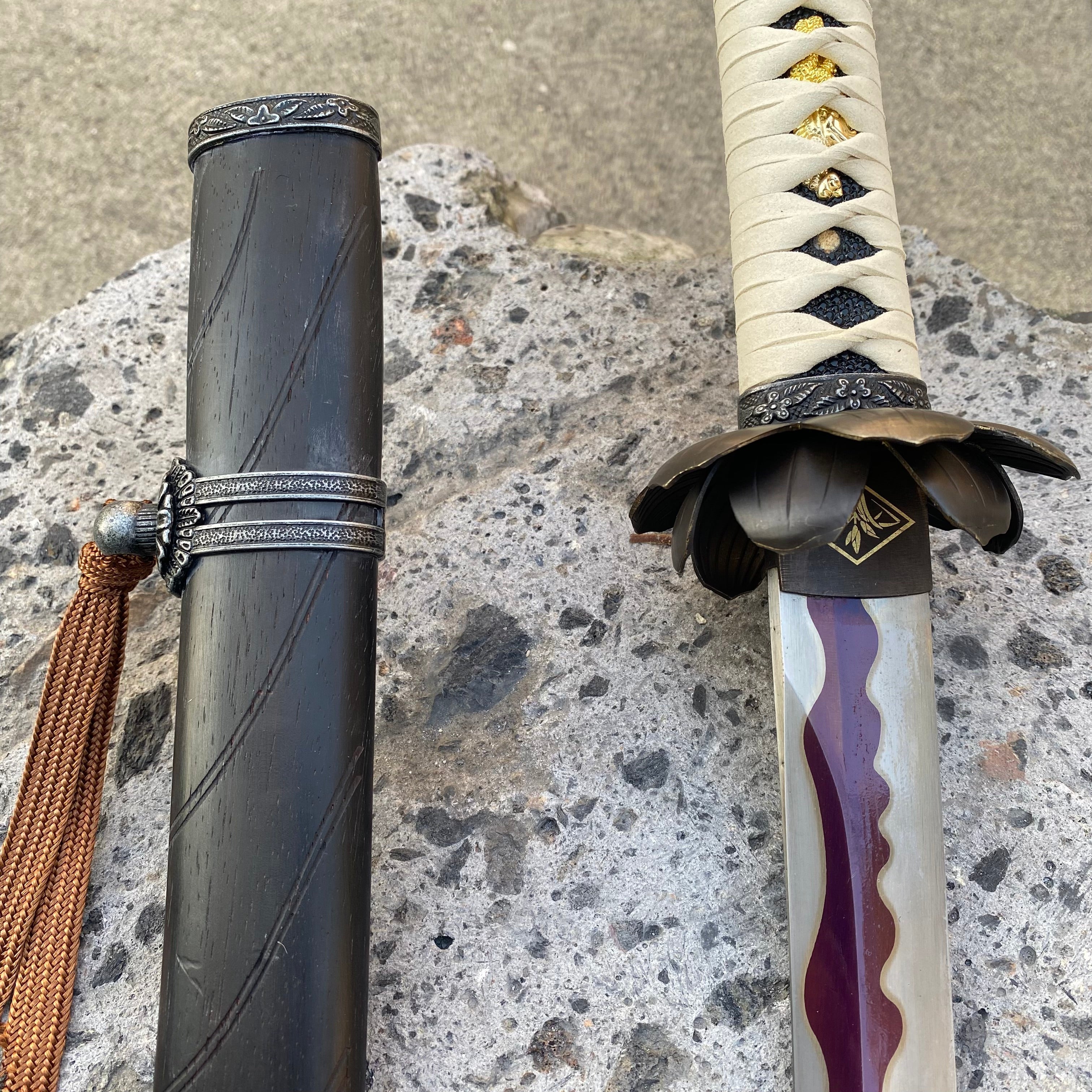 IRL Game Katana Black Mortal Blade Unsharpend USA Stock - Tophatter Daily Deals