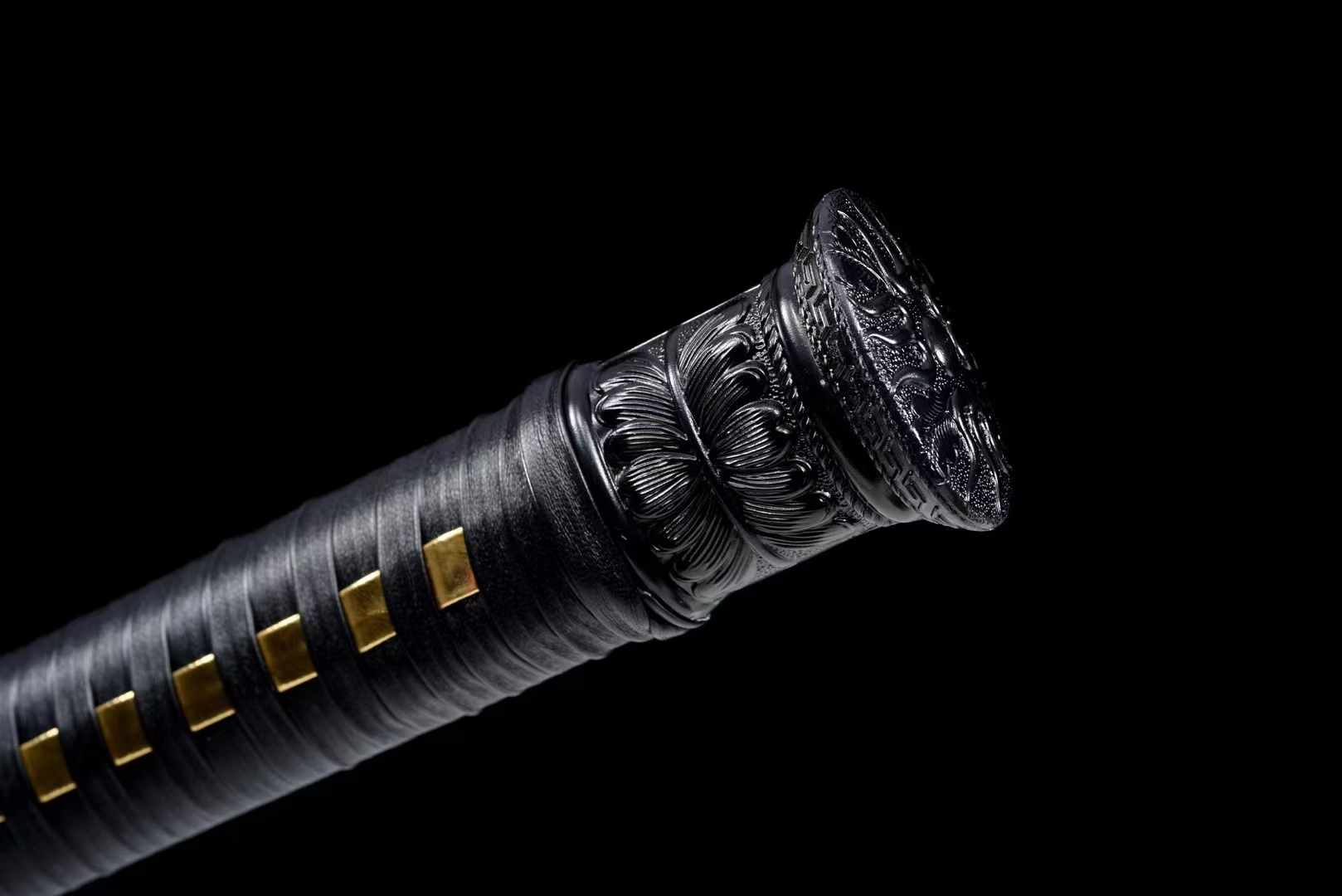 Black Gold Ancient Sword - Mighty Dragon Slayer - Tophatter Daily Deals
