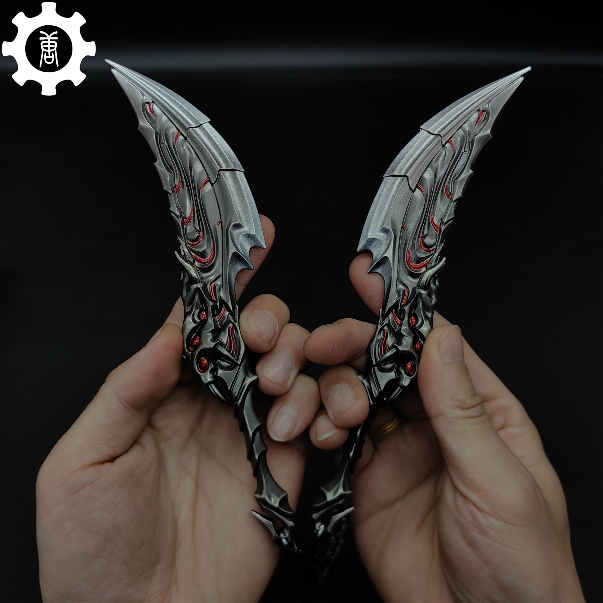 Blades Of Primordia Metal Game Prop 4 Colors - Tophatter Daily Deals