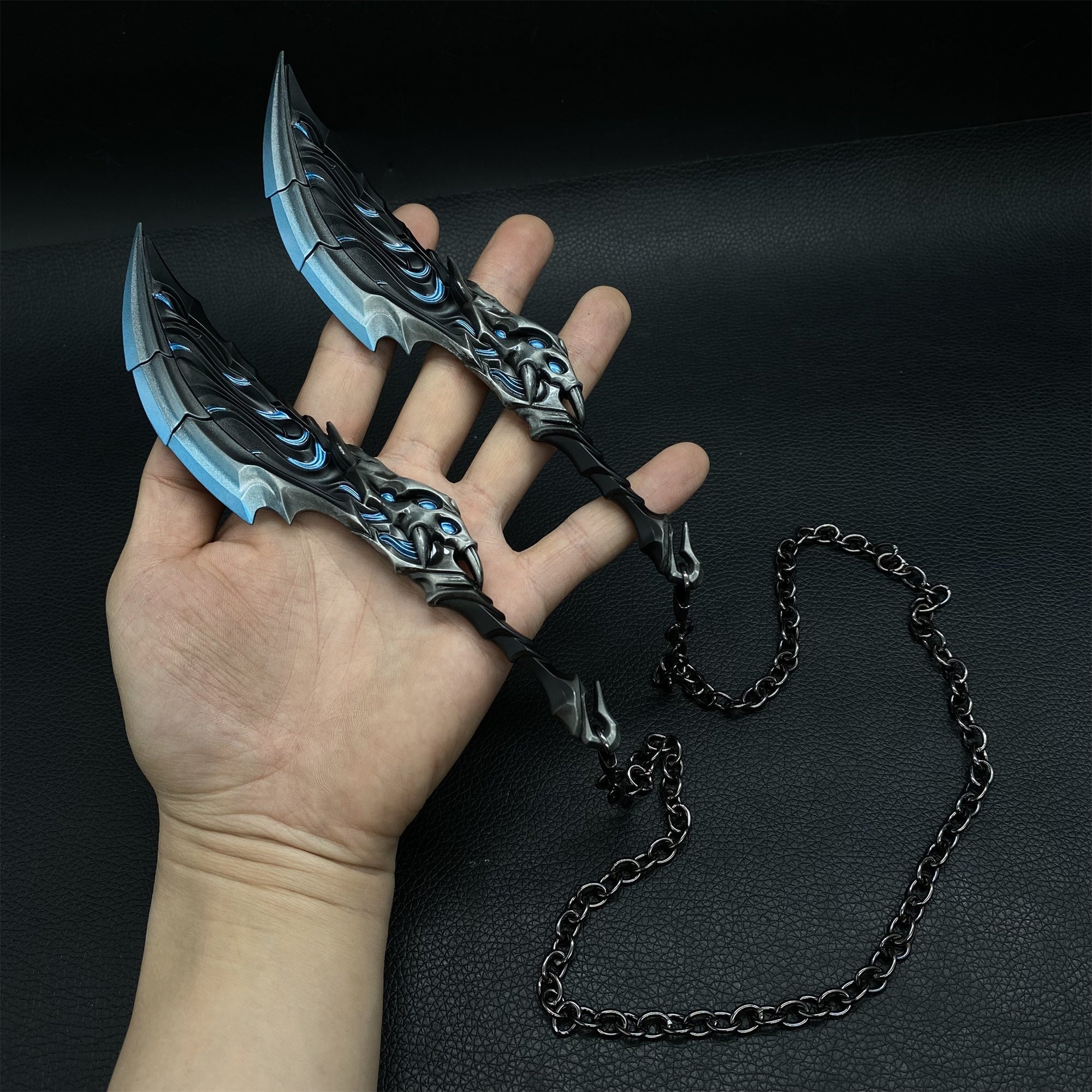 Blades Of Primordia Metal Game Prop 4 Colors Blue - Tophatter Daily Deals