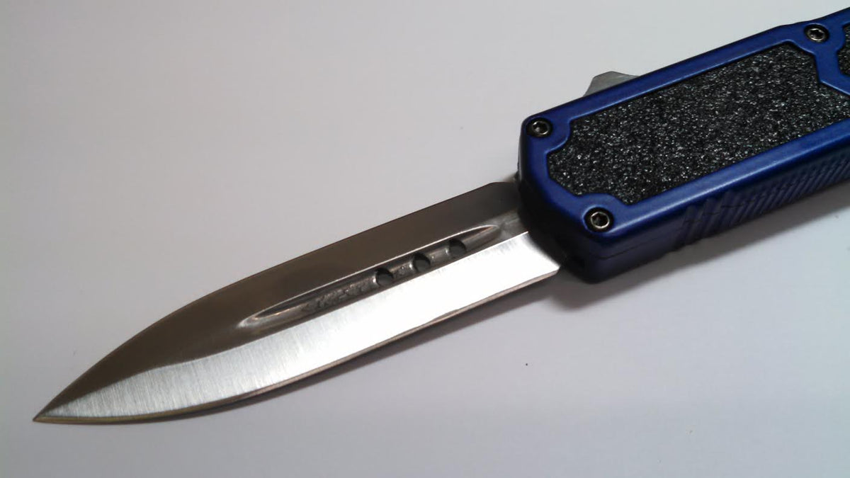 Titan OTF Dual Action BLUE Tactical Automatic Knife Plain Edge Dagger Silver Blade Knife-OTF - Tophatter Daily Deals