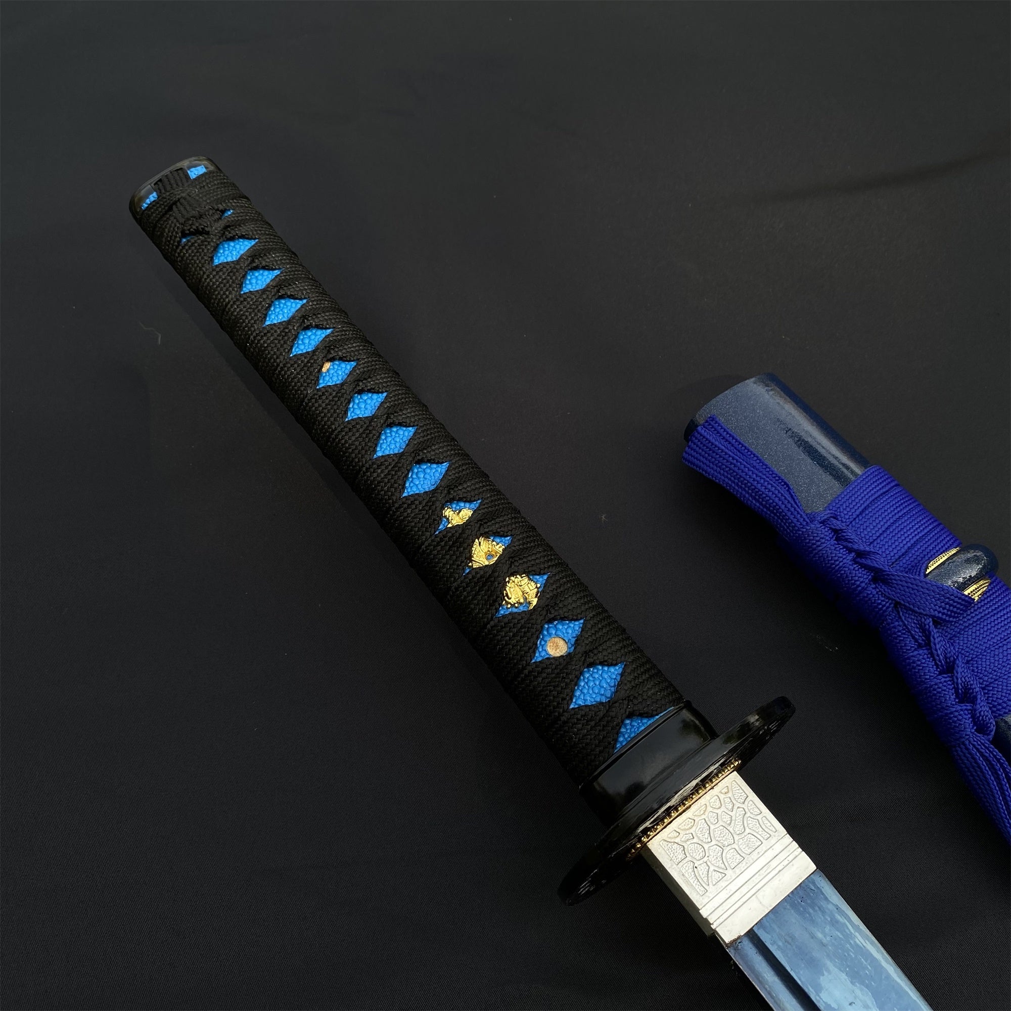 Carbon Steel Straight Blade Samurai Katana - Tophatter Daily Deals