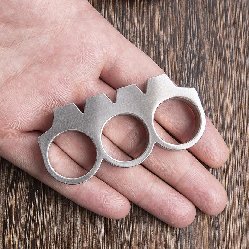 Brass Knuckles Paperweight Brass Knuckles - Tophatter Daily Deals