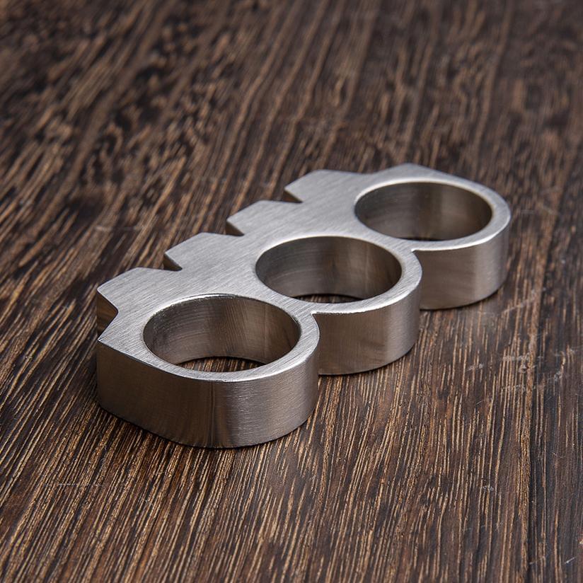 Brass Knuckles Paperweight Brass Knuckles - Tophatter Daily Deals