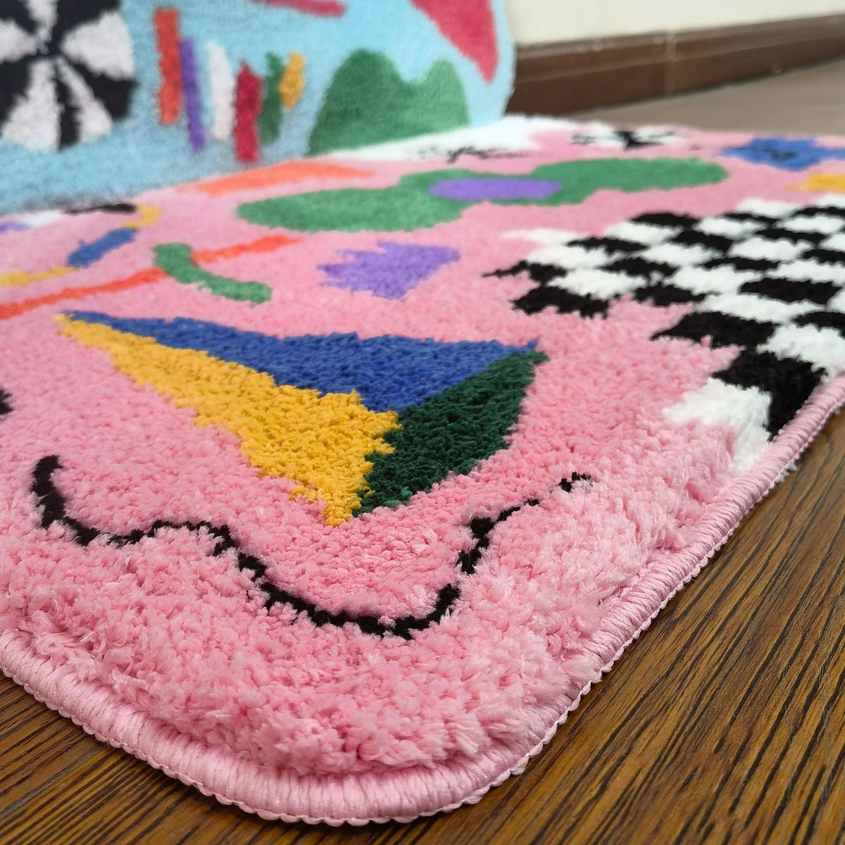 Bright and Happy Door Mat Decor - Tophatter Daily Deals