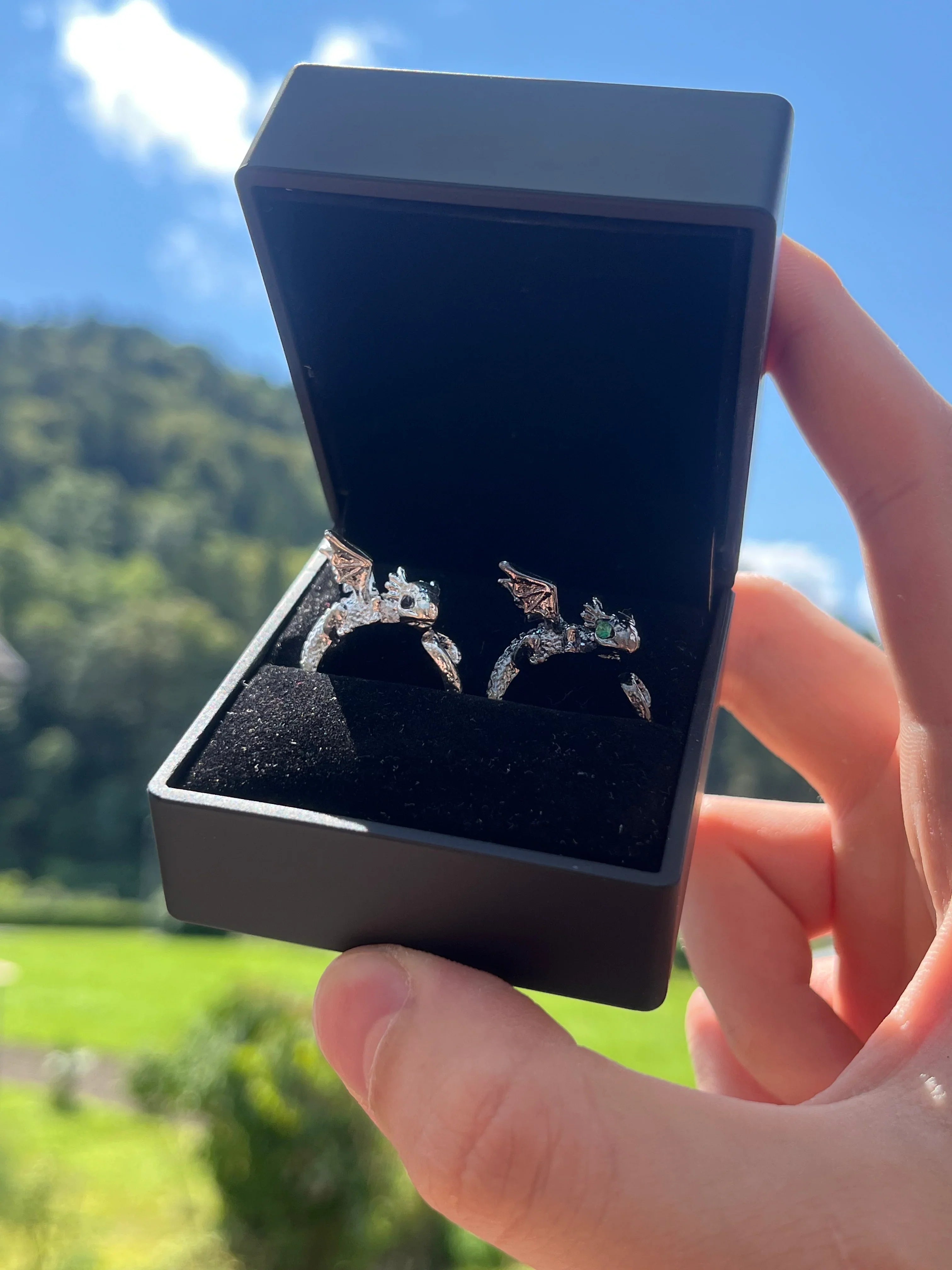 Dragon Rings - Tophatter Daily Deals