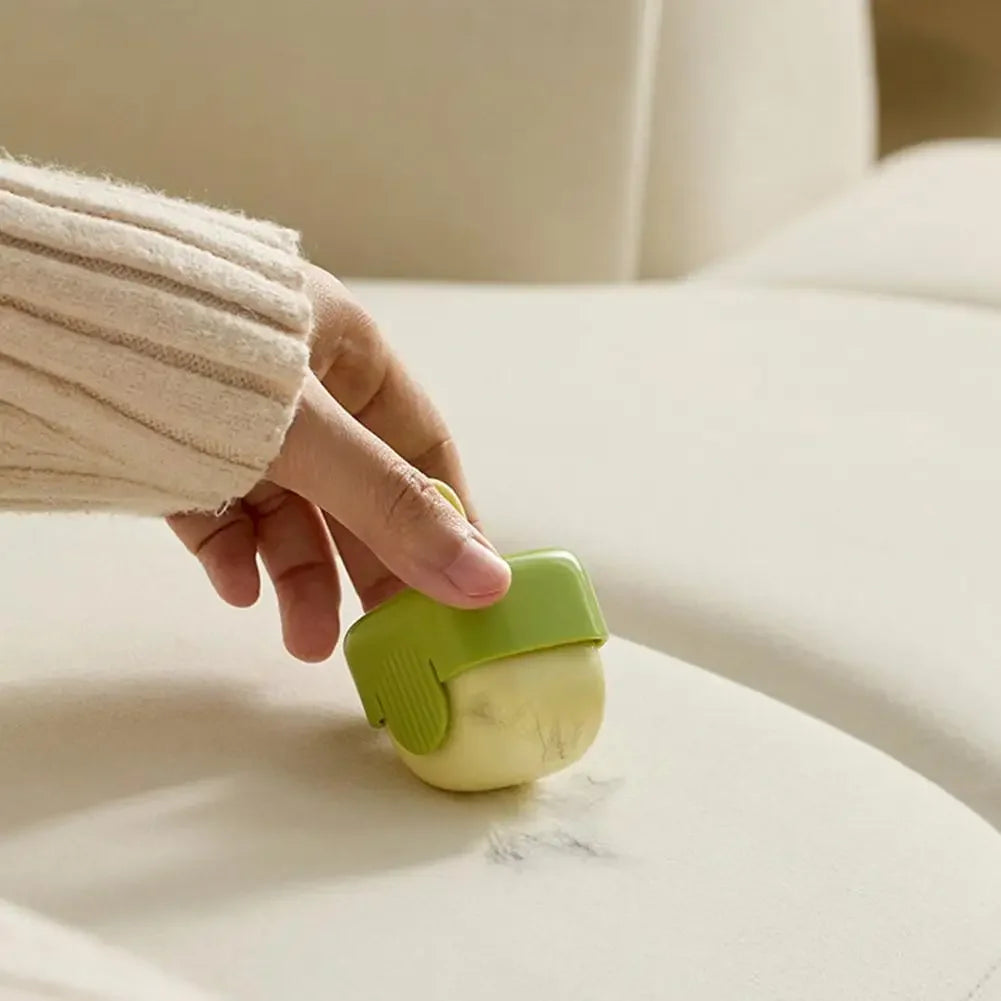 Mini Lint Roller - Tophatter Daily Deals