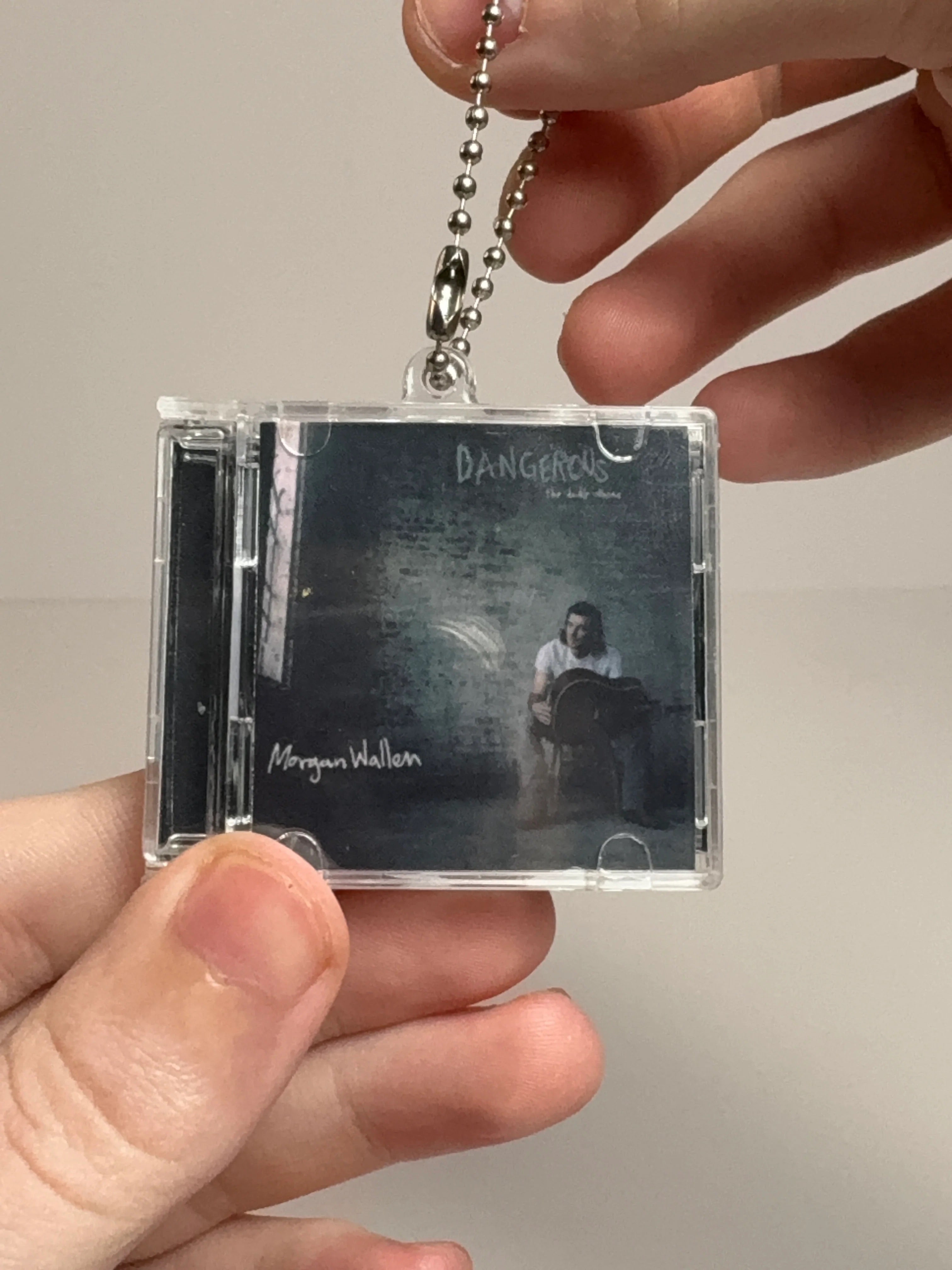 Morgan Wallen Music Tag - Tophatter Daily Deals