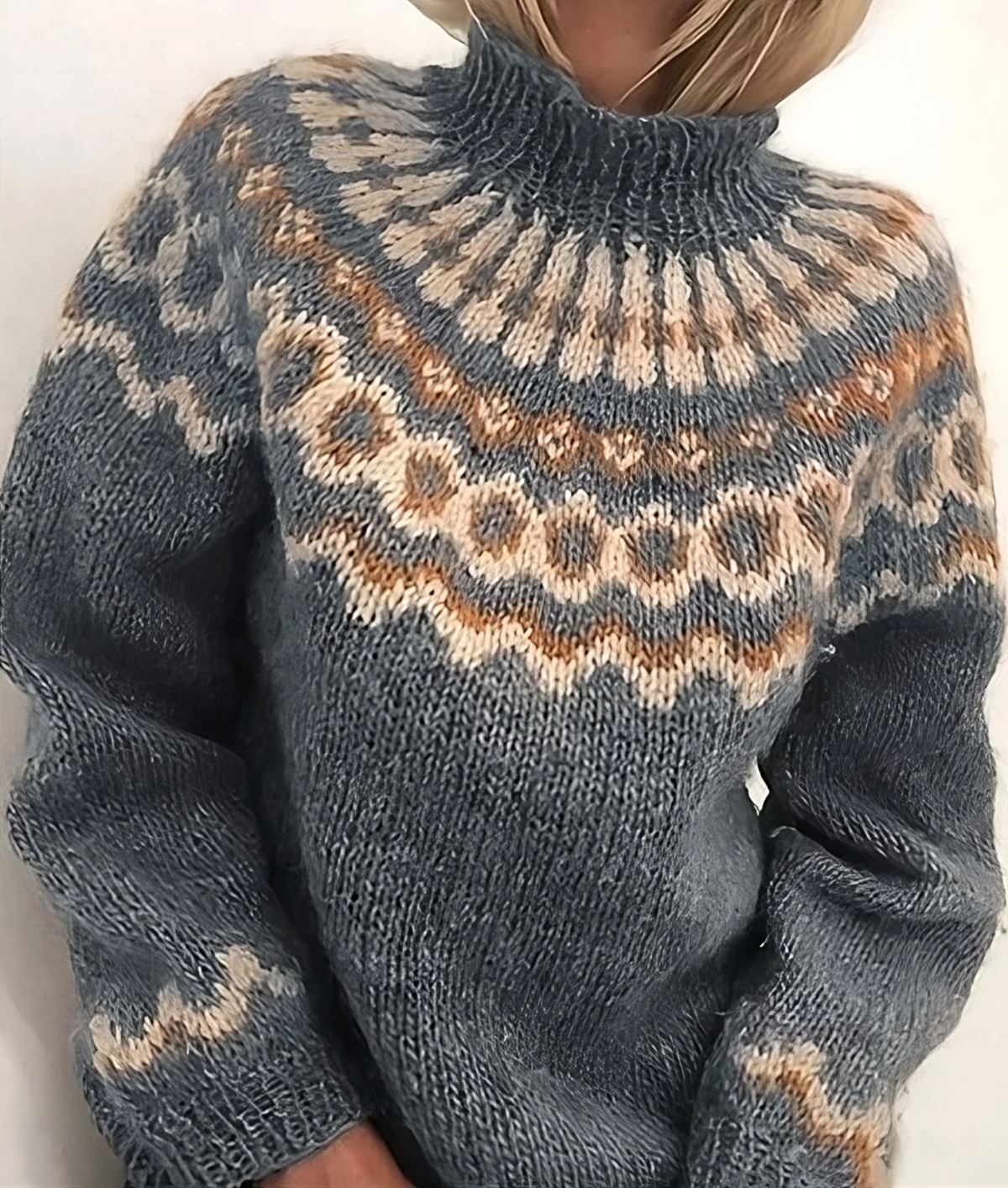 Insulating Women's Turtleneck Sweater - Cozy Wool Winter - Tophatter Daily Deals