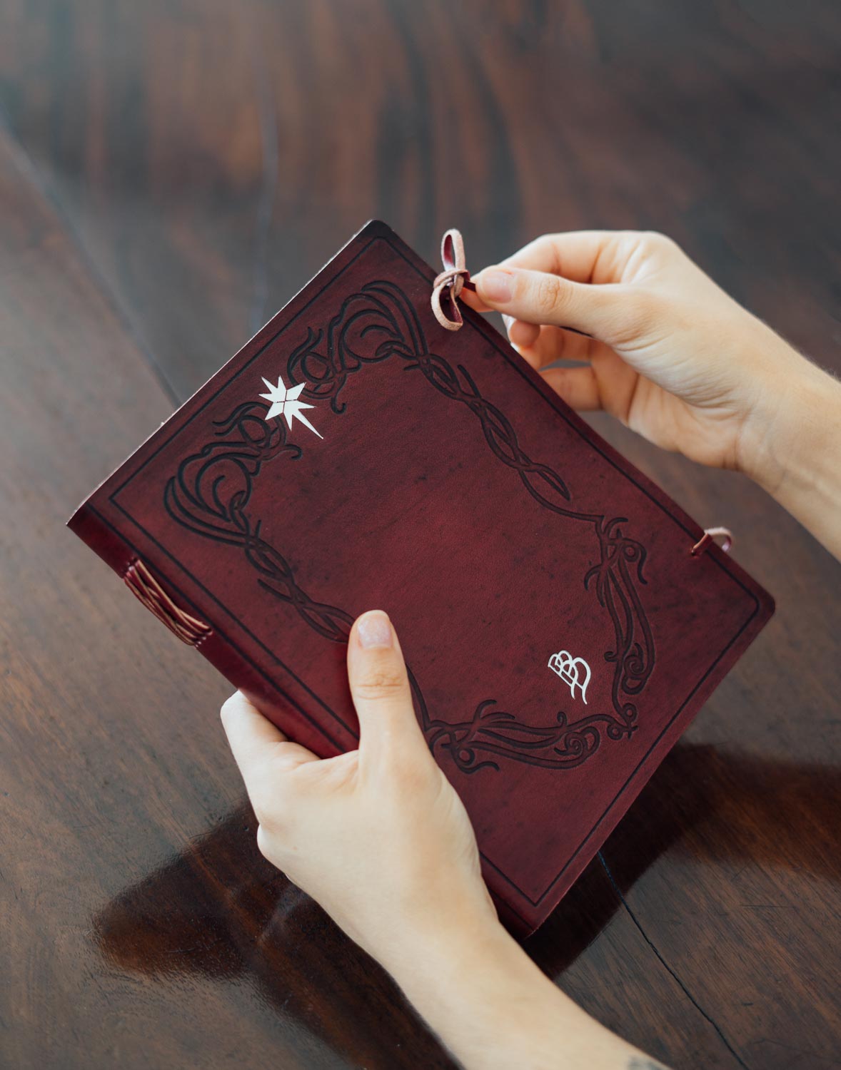 The Lord Of The Rings - Red Book Of Westmarch Leather Journal Journal - Tophatter Daily Deals