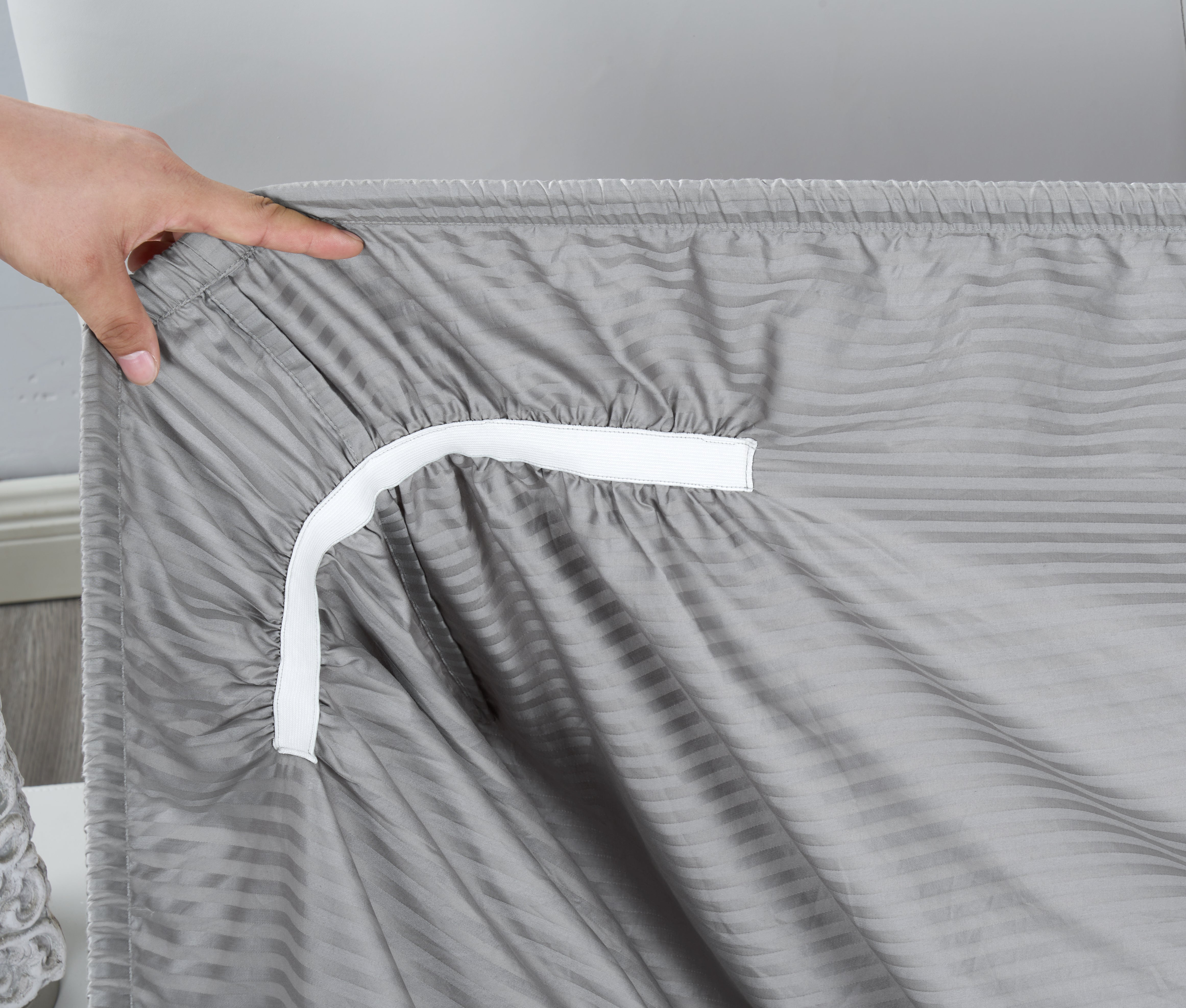 Kathy Ireland 500 Thread Count Damask Stripe Sheet Set with Optifit Bedding - Tophatter Daily Deals