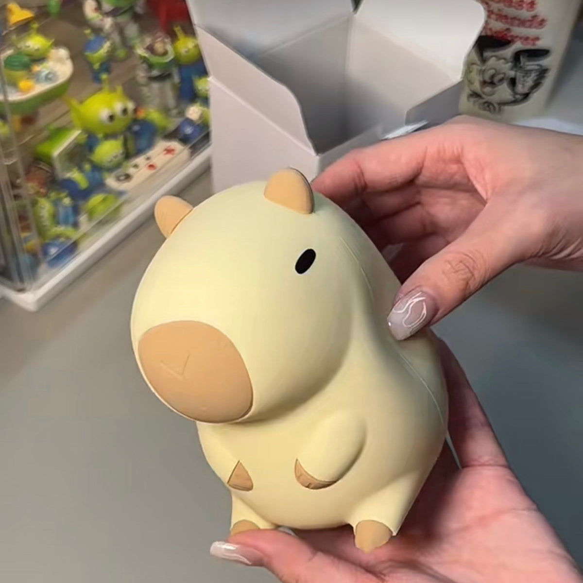 Capybara Glow Night Lamp Lighting - Tophatter Daily Deals