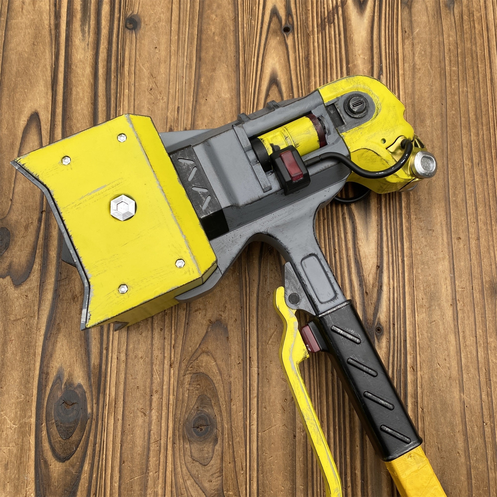 3D Printed Caustic Heirloom Death Hammer Replica Cosplay Prop - Tophatter Daily Deals