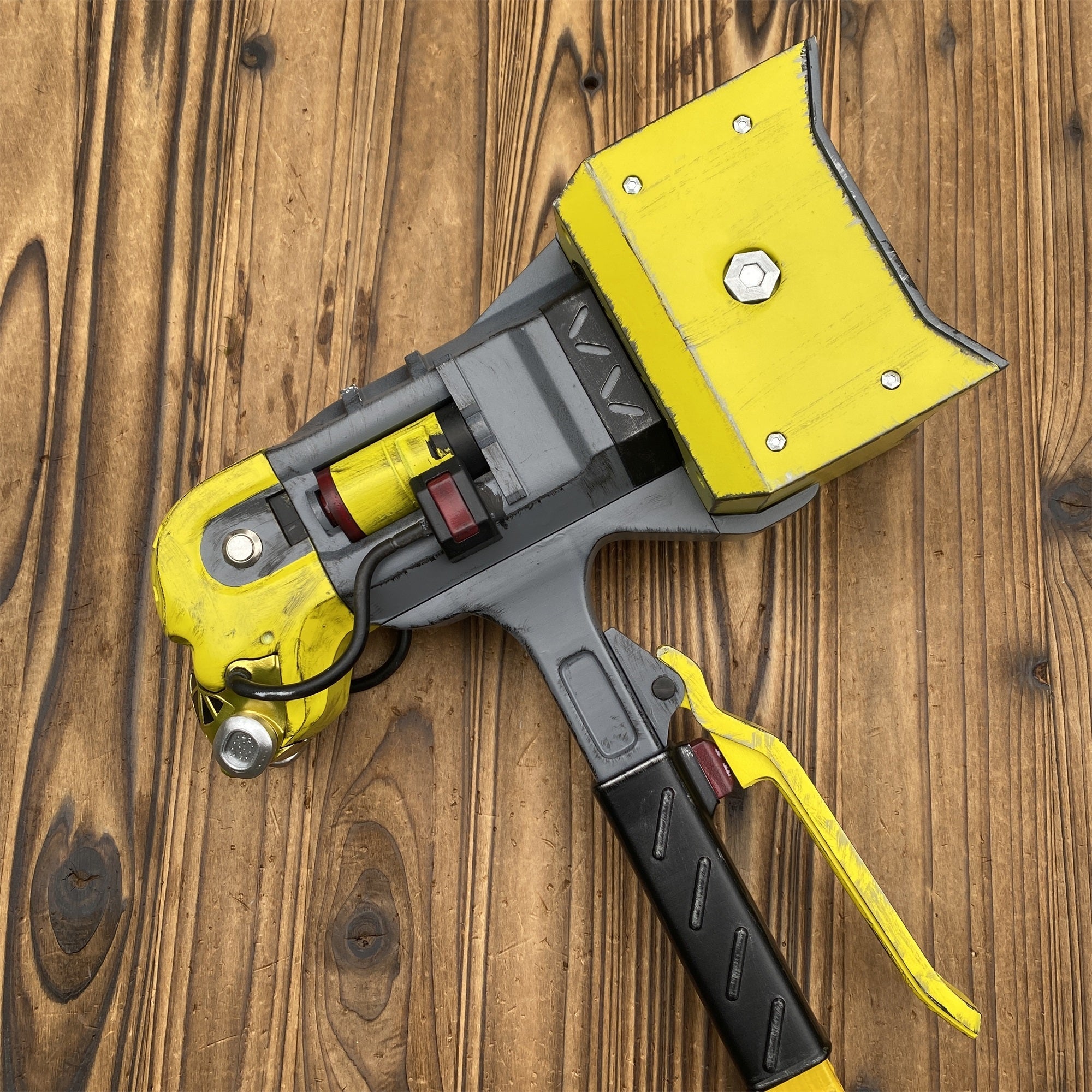 Hot Game Heirlooms Handmade Game Fan Art Gifts Caustic Heirloom 3D Printed - Tophatter Daily Deals