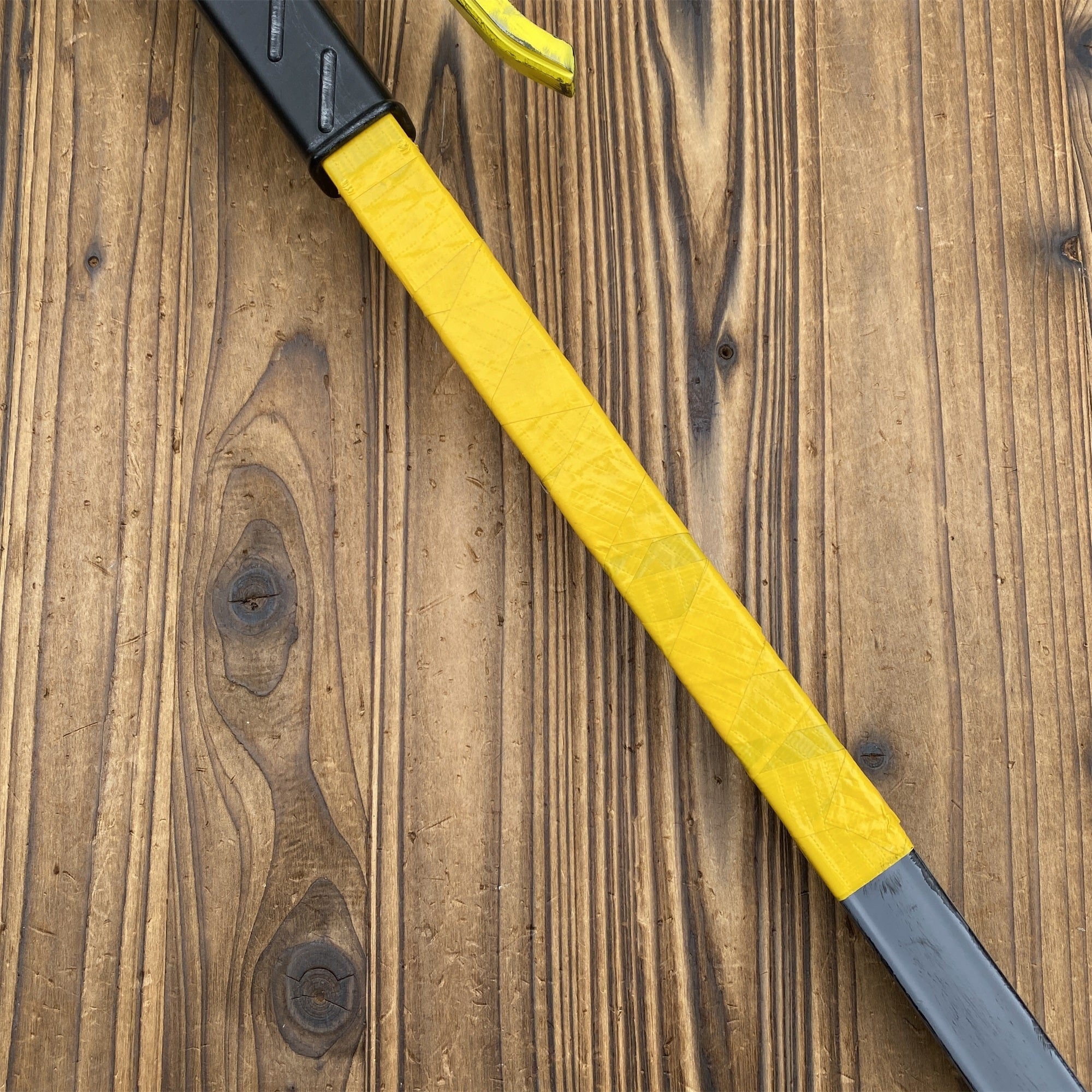 3D Printed Caustic Heirloom Death Hammer Replica Cosplay Prop - Tophatter Daily Deals