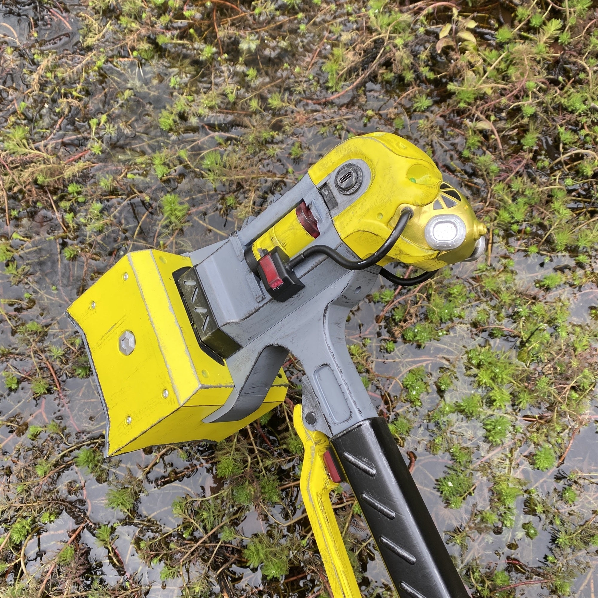 3D Printed Caustic Heirloom Death Hammer Replica Cosplay Prop - Tophatter Daily Deals