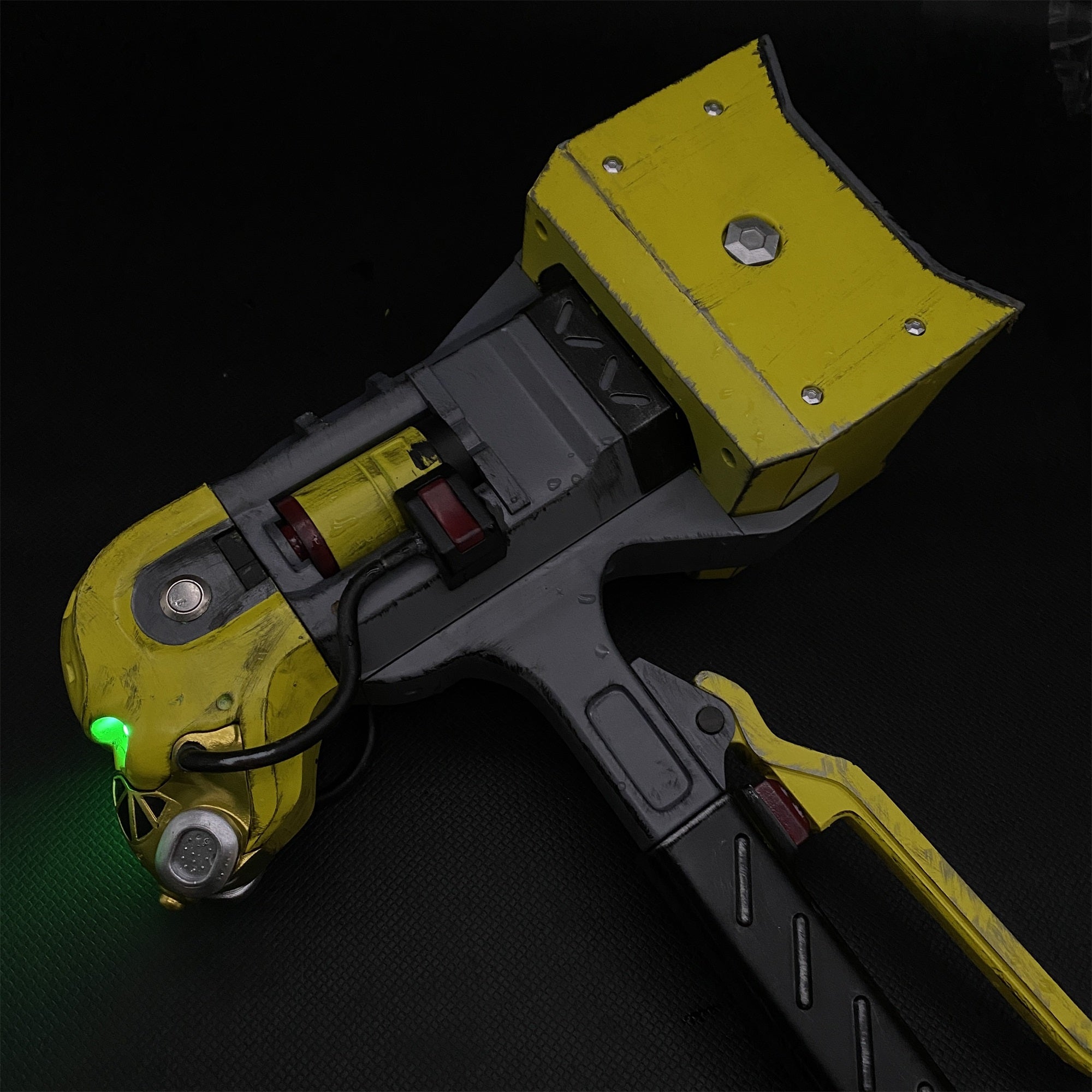 3D Printed Caustic Heirloom Death Hammer Replica Cosplay Prop - Tophatter Daily Deals