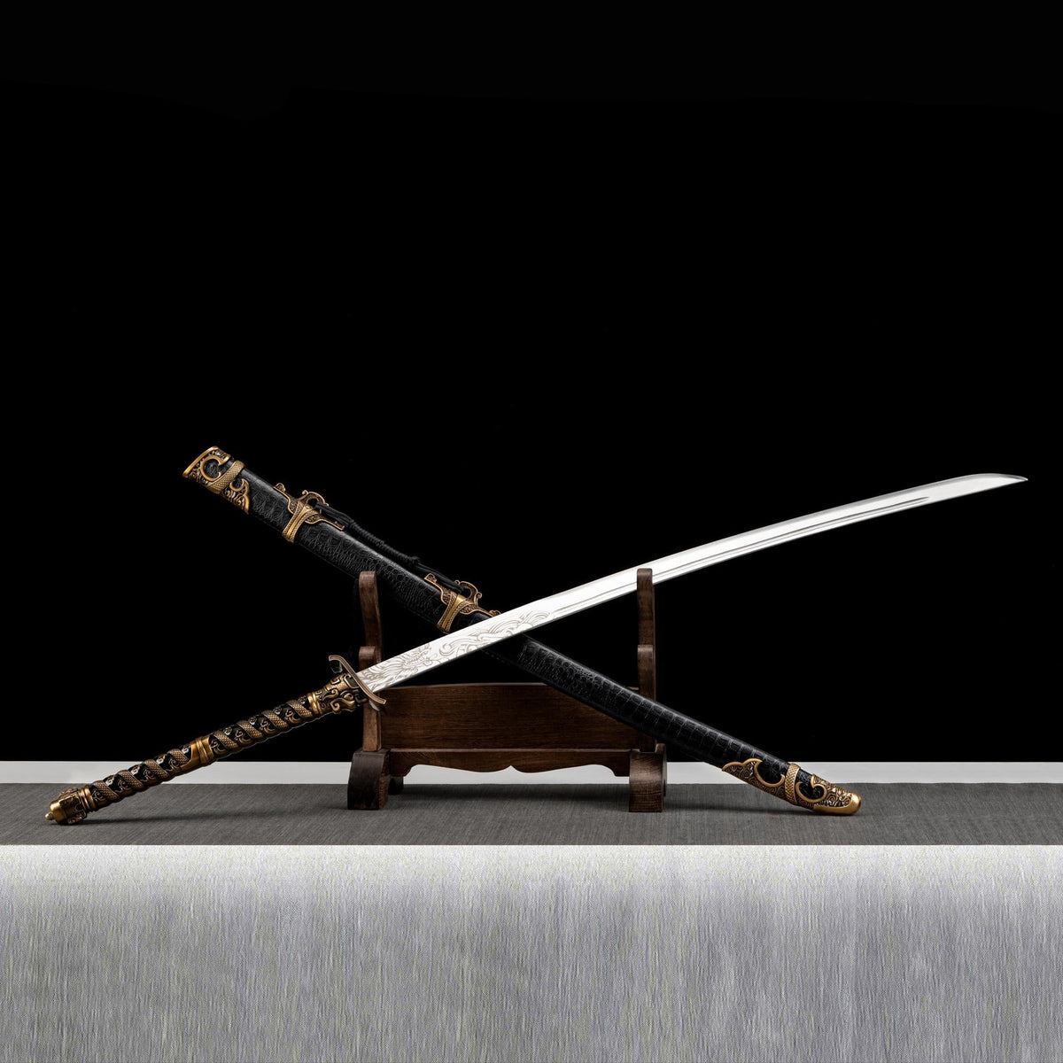 Celestial Reaper Tactical Blade - Tophatter Daily Deals