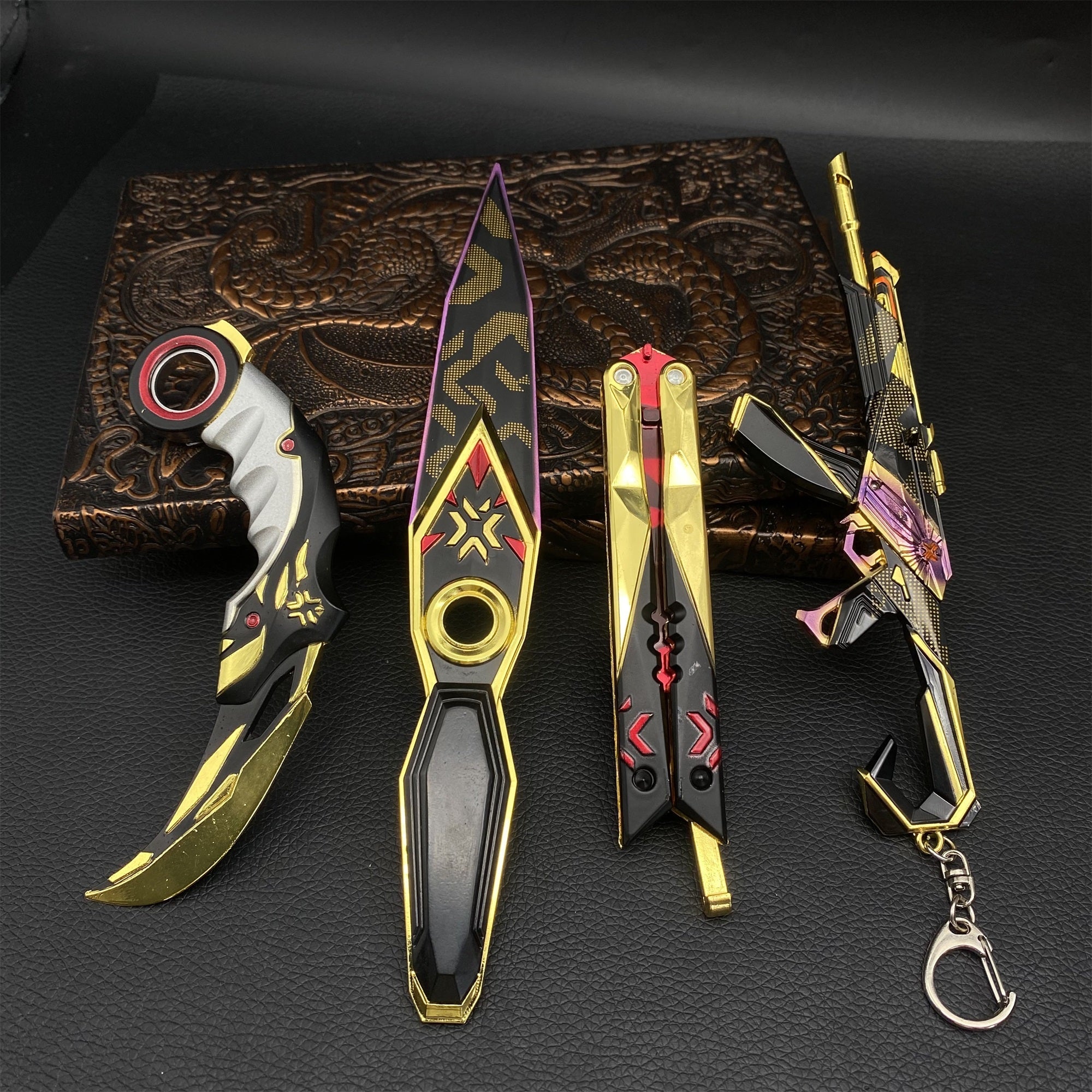 Champions Skin Metal Replica 4 In 1 Gift Box USA Only - Tophatter Daily Deals