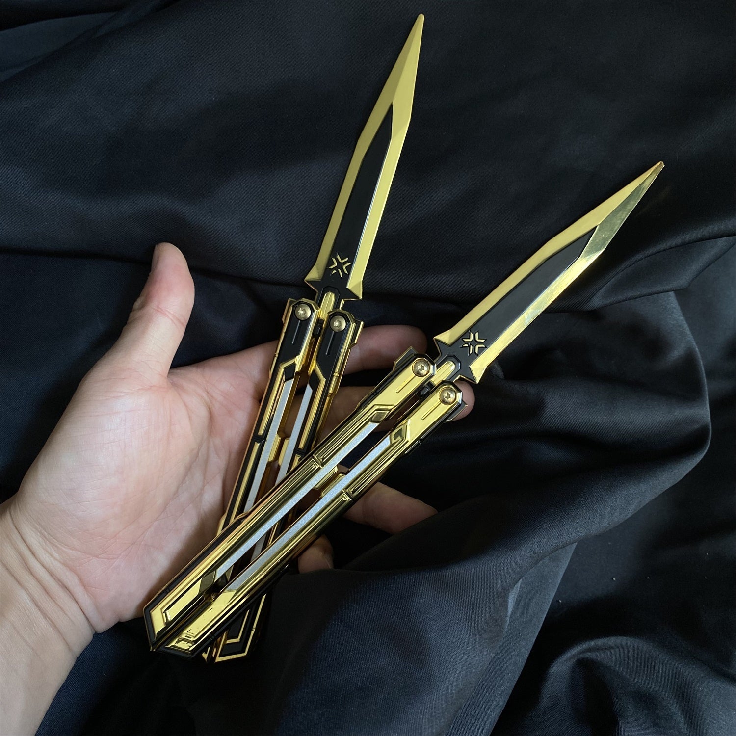 Champions 2025 Butterfly Knife Alloy Replica - Tophatter Daily Deals