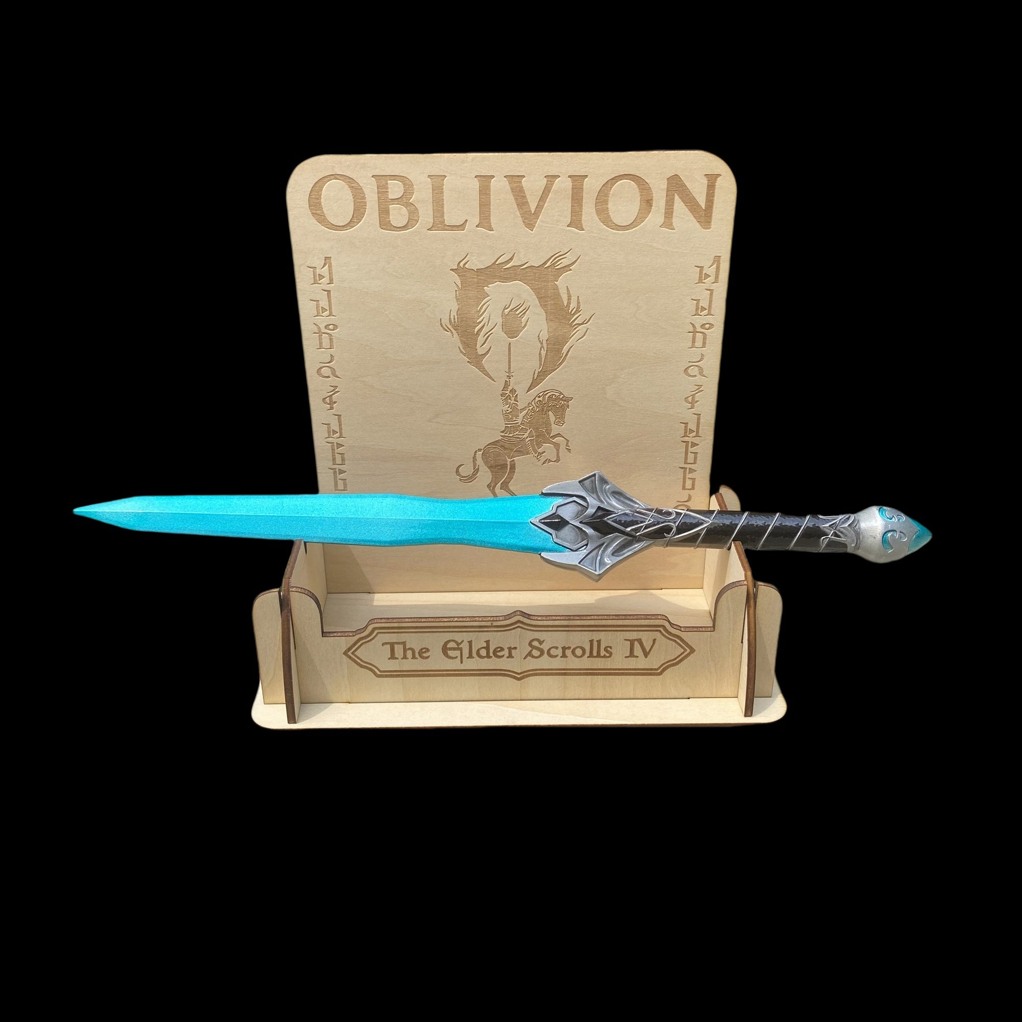 Chillrend Sword 1/2 Scale Metal Meplica Decoration Sword & Stand B - Tophatter Daily Deals