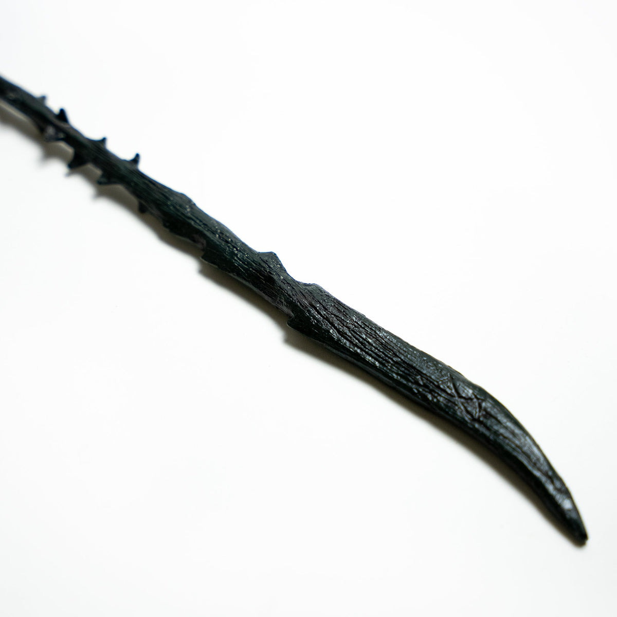 Magic Wands - Dark Follower's Blackthorn Wand (Resin) Movie Sword - Tophatter Daily Deals
