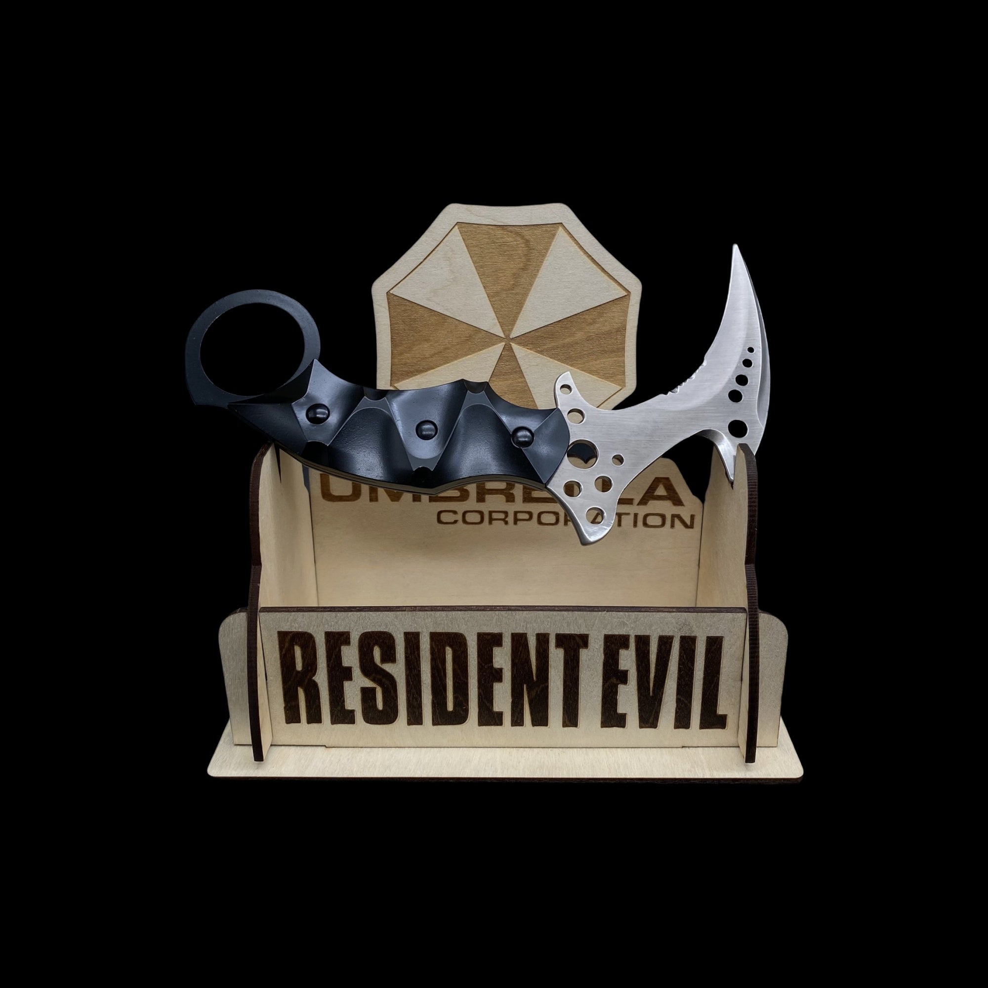 Re8 Chris Karambit Blunt Blade Metal Replica With Stand - Tophatter Daily Deals