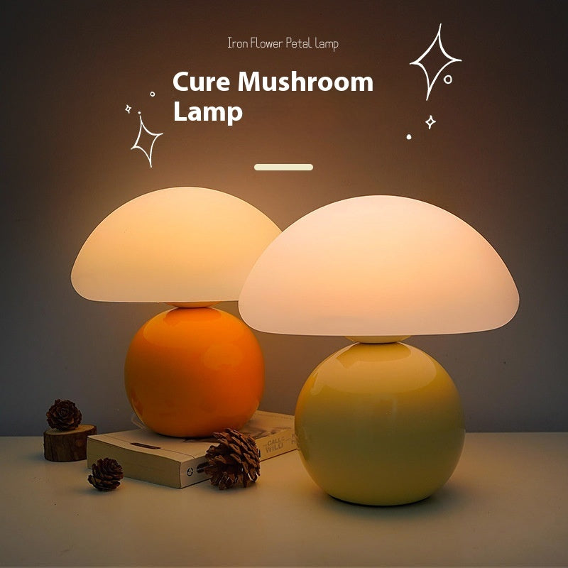 Chubby Mushroom Table Lamp Table Lamp - Tophatter Daily Deals