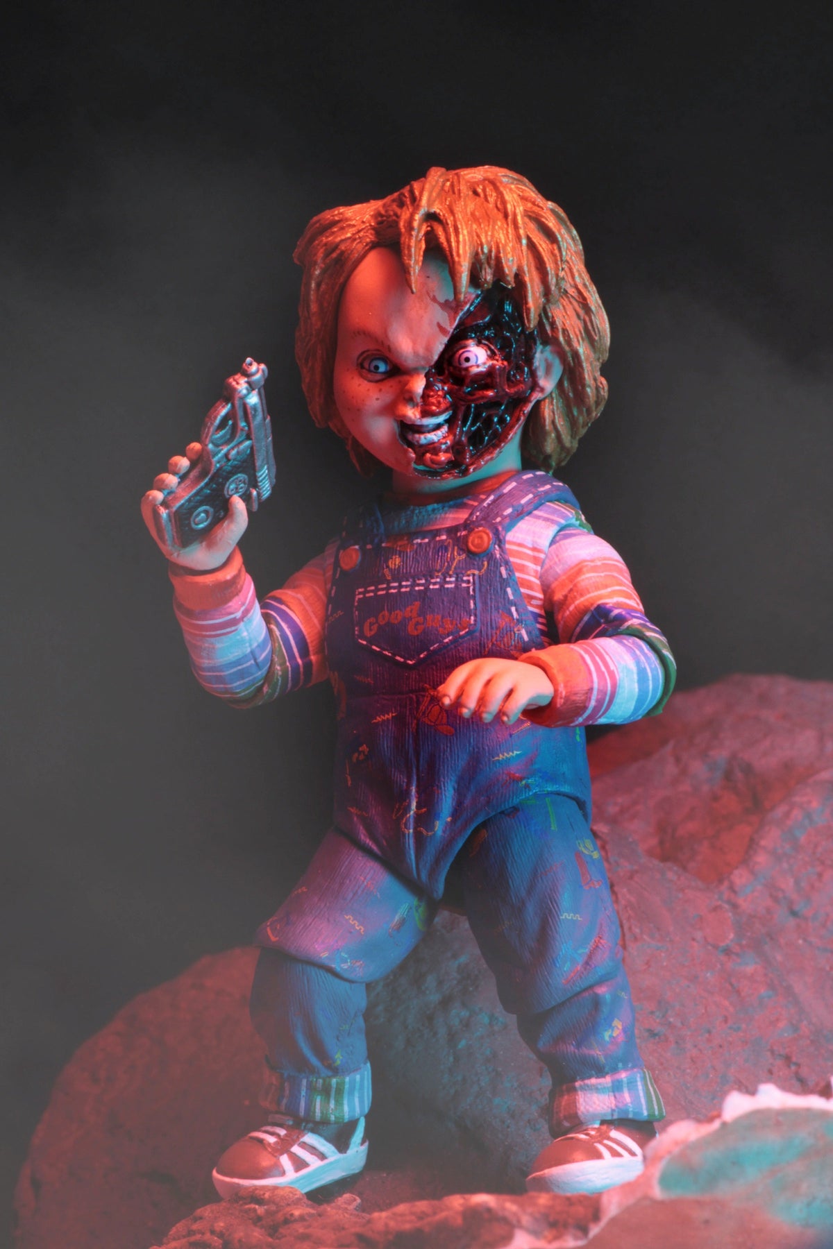 Chucky - Ultimate Action Figure Action Figure - Tophatter Daily Deals