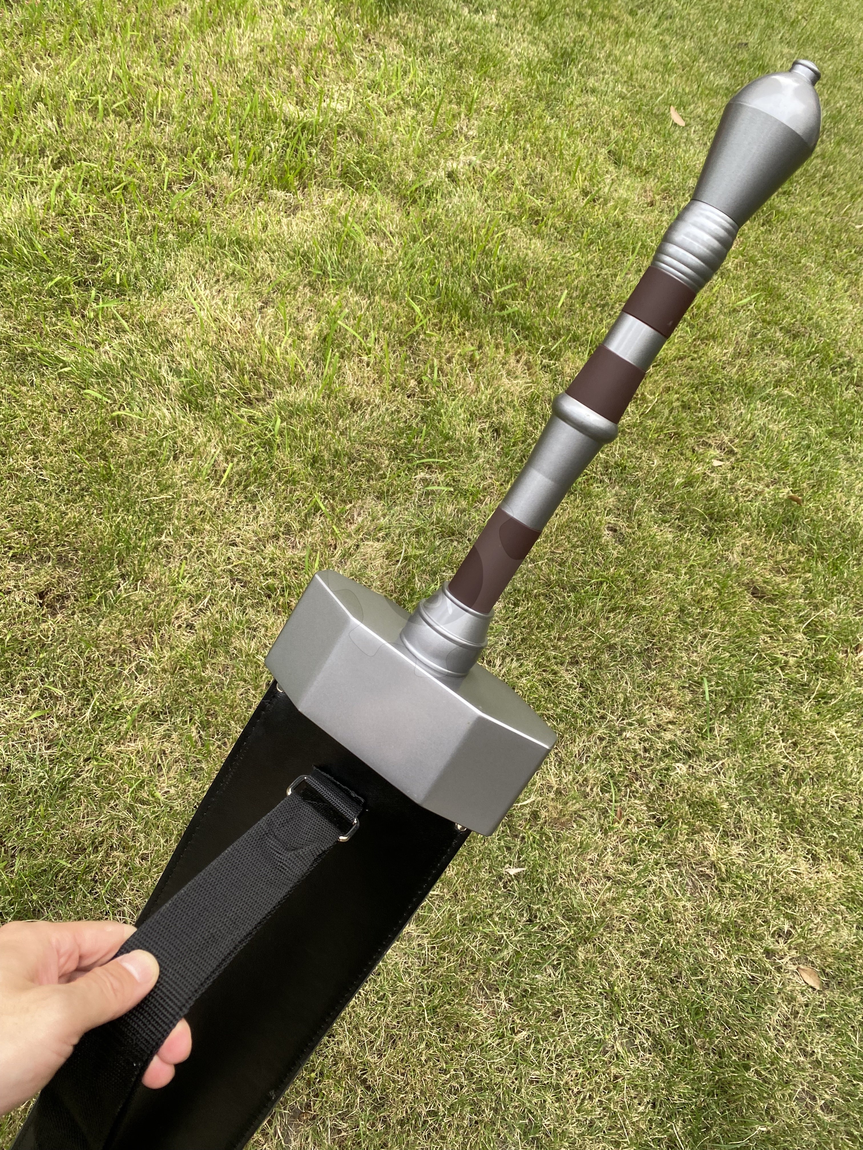 ER Game Classical Greatsword Life-Size Metal Replica - Tophatter Daily Deals