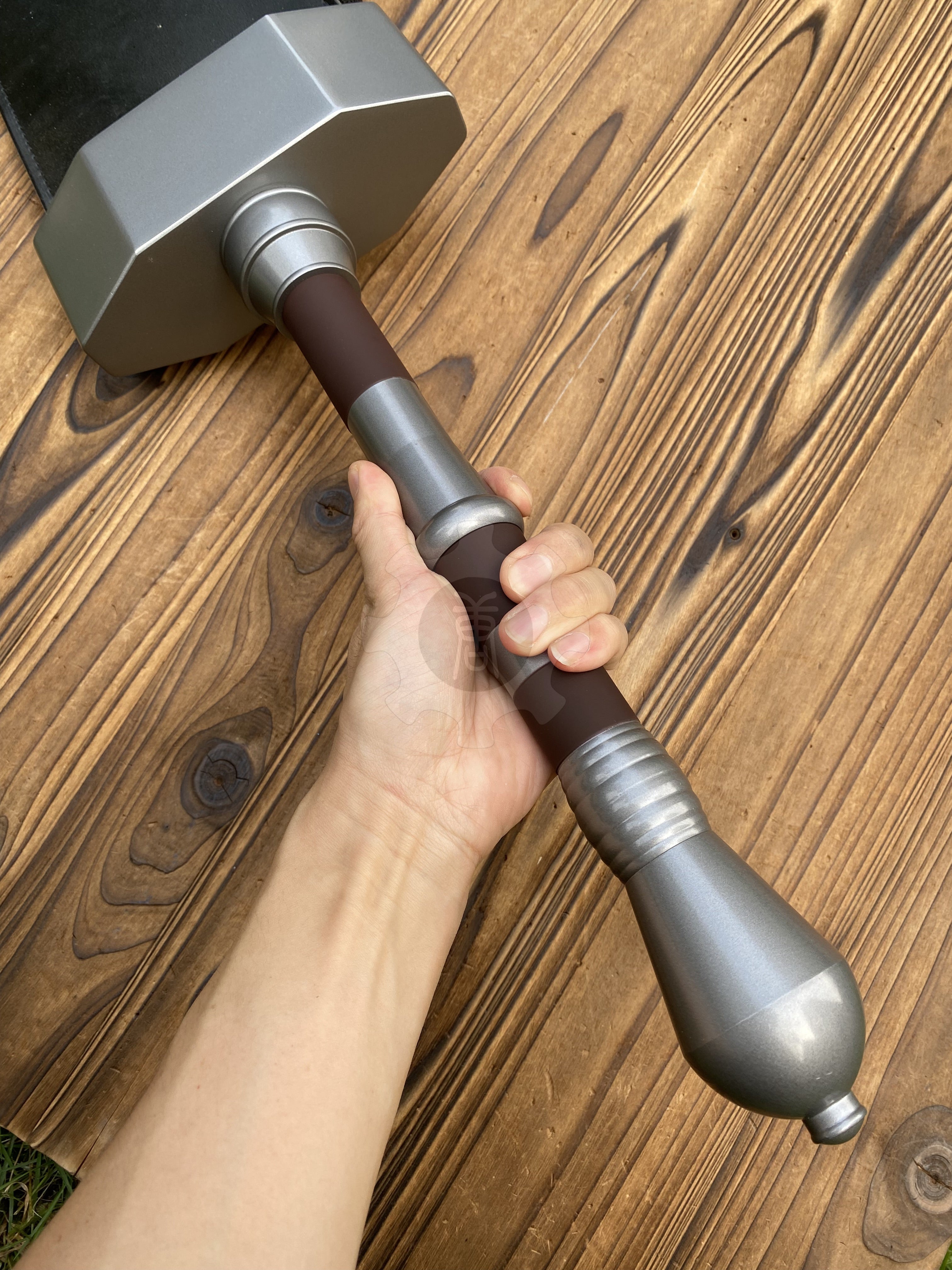 ER Game Classical Greatsword Life-Size Metal Replica - Tophatter Daily Deals