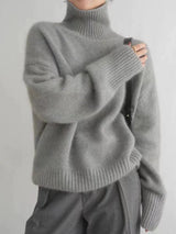 Soft Cozy Women’s Turtleneck Sweater - Oversized Knit - Tophatter Daily Deals