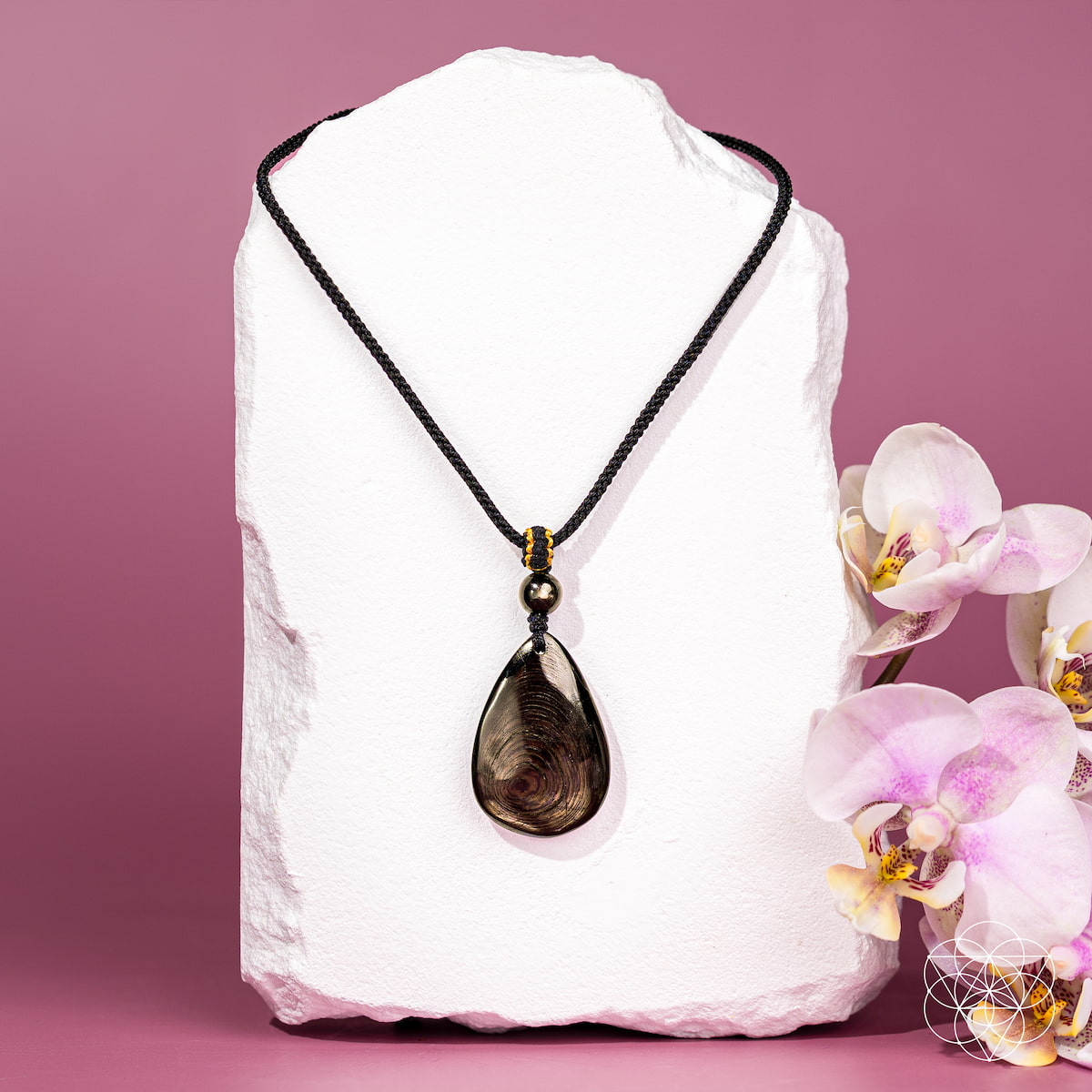 The ﻿Hypersthene Millionaire Manifestation Pendant Necklaces - Tophatter Daily Deals