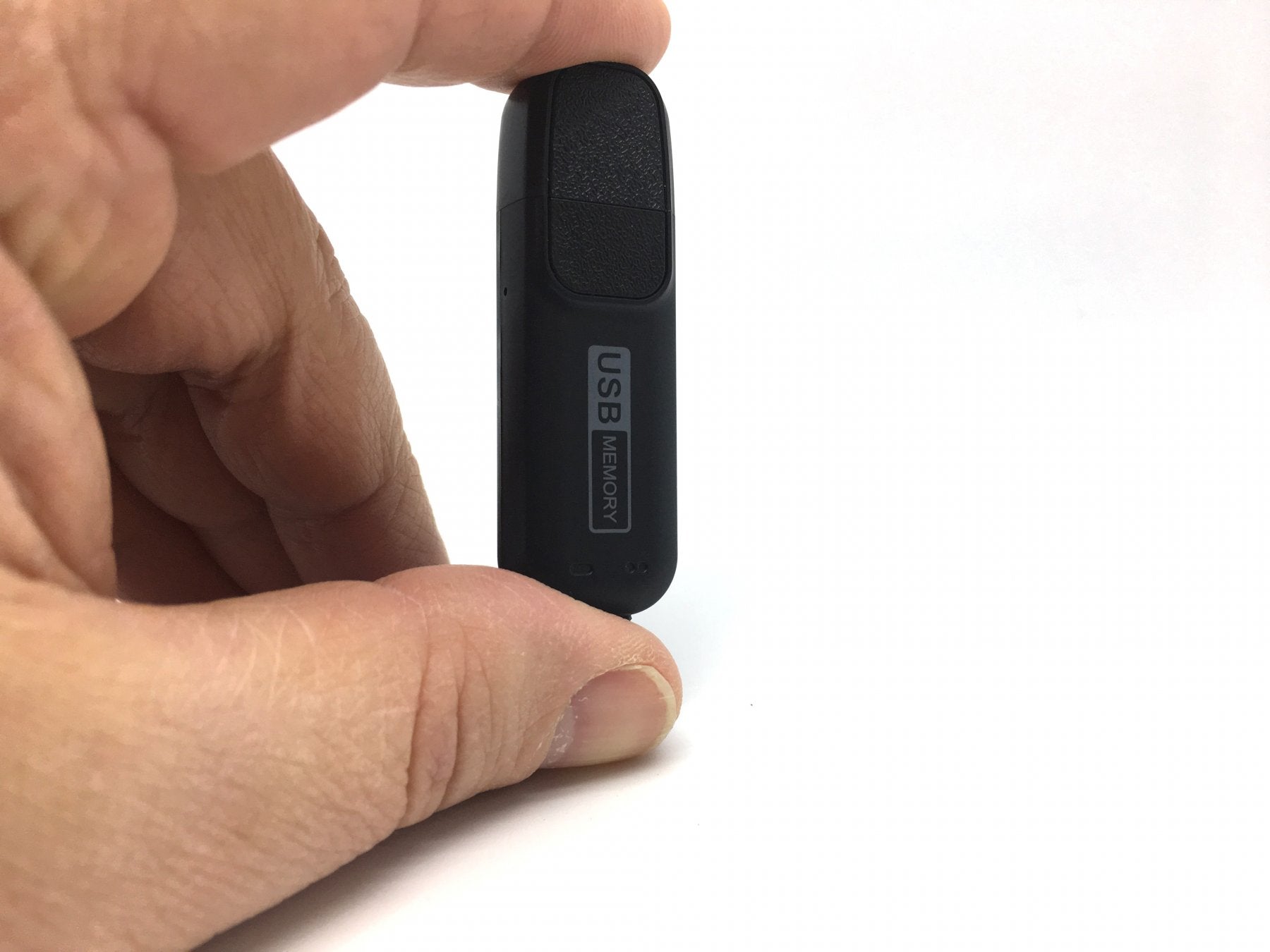 USB Stick Voice Recorder(18HRS CONTINUOUS RECORDING)- VOS (VOICE OPERATING SYSTEM) - Tophatter Daily Deals