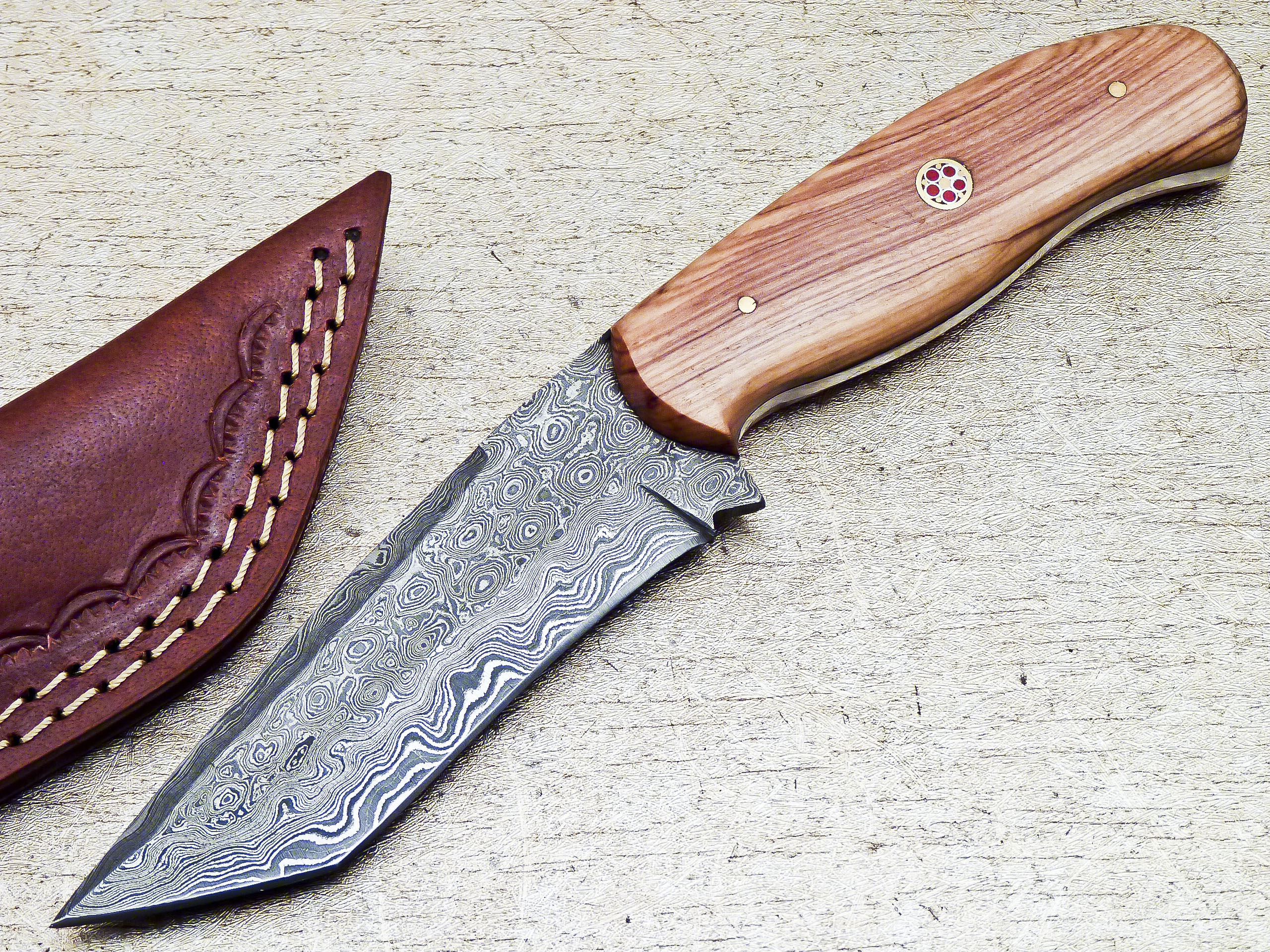 Damascus Steel Custom Handmade Hunting Skinning Tanto Knife 8.5" Collectible Weapons - Tophatter Daily Deals