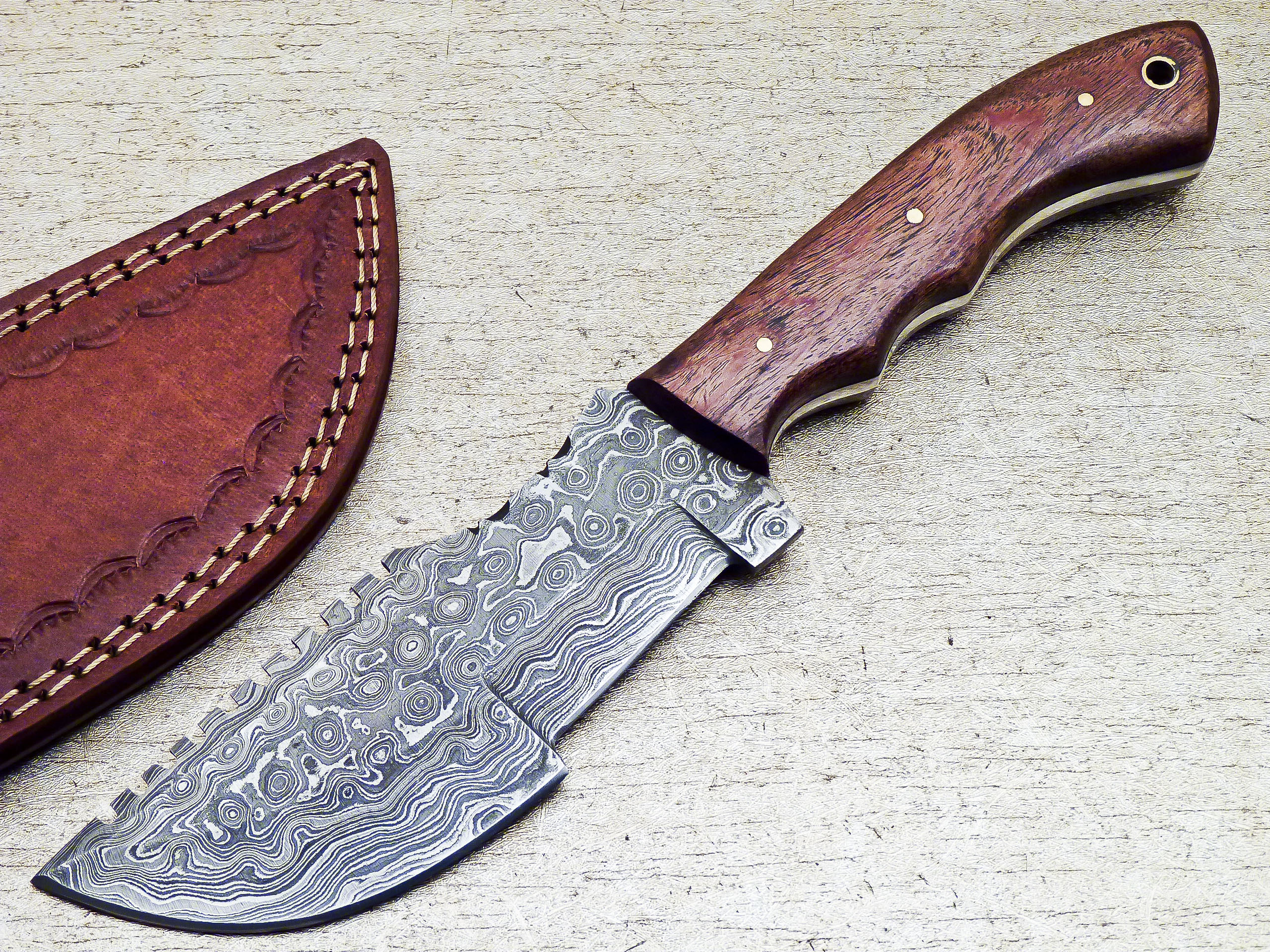 Damascus Steel Handmade Hunting Tracker Knife 10" - Tophatter's Inc. Weapons Store Online Collectible Weapons - Tophatter Daily Deals