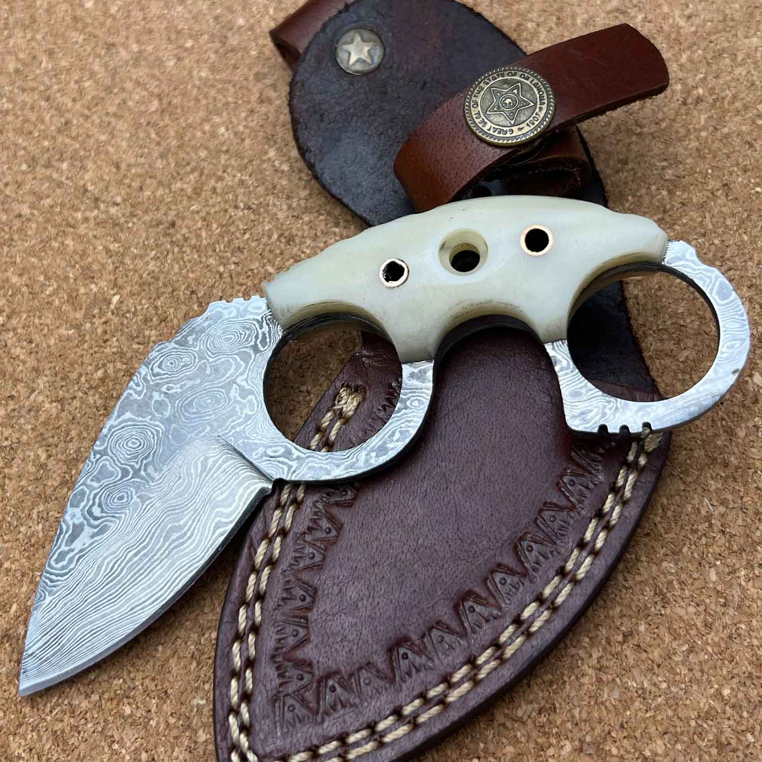 5" Damascus Steel Custom Handmade Karambit Skinning Knife - Tophatter's Guns'N'Weapons Store Collectible Weapons - Tophatter Daily Deals