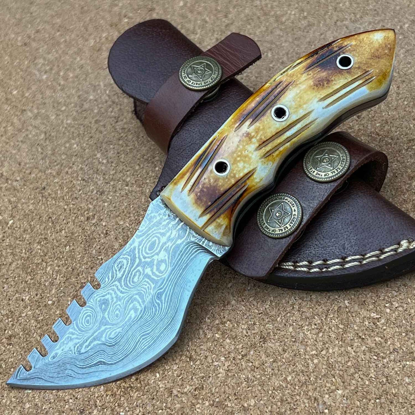 6.5" Custom Damascus Steel Handmade Hunting Mini Tracker Knife - TOPHATTER'S ARMORY DEALS Collectible Weapons - Tophatter Daily Deals
