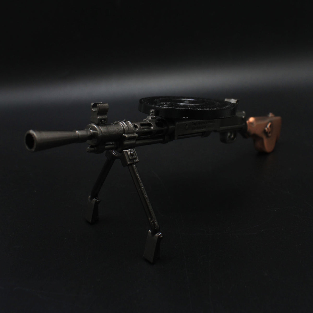 DP-28 Metal Miniature Degtyaryov Light Machine Gun 17CM/6.7" - Tophatter Daily Deals