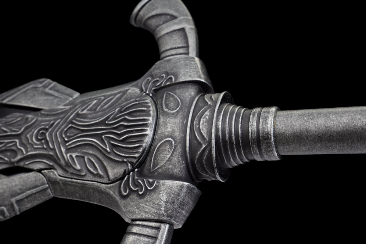 Dark Souls - Greatsword of Artorias V2 Fantasy Sword - Tophatter Daily Deals