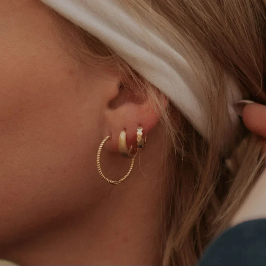 Rue Brushed Hoops Earrings - Tophatter Daily Deals