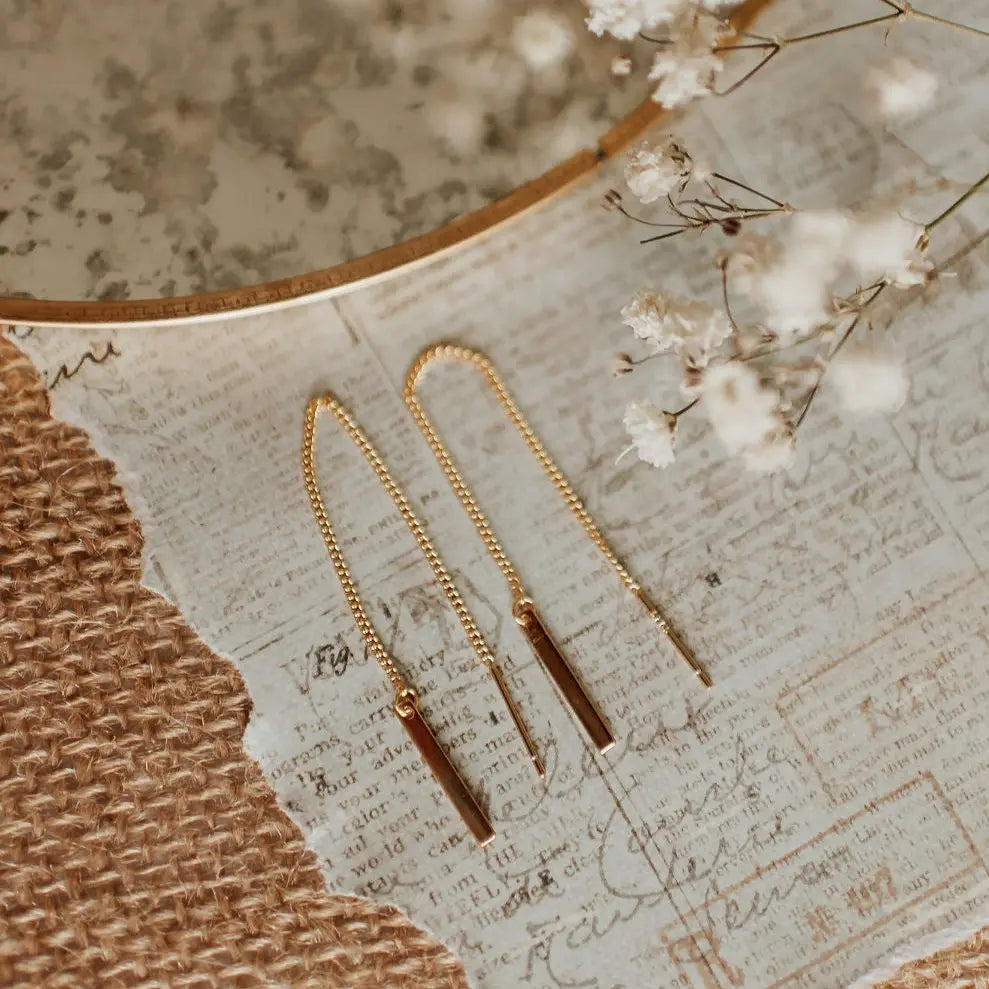 Aria Classic Threaders Earrings - Tophatter Daily Deals