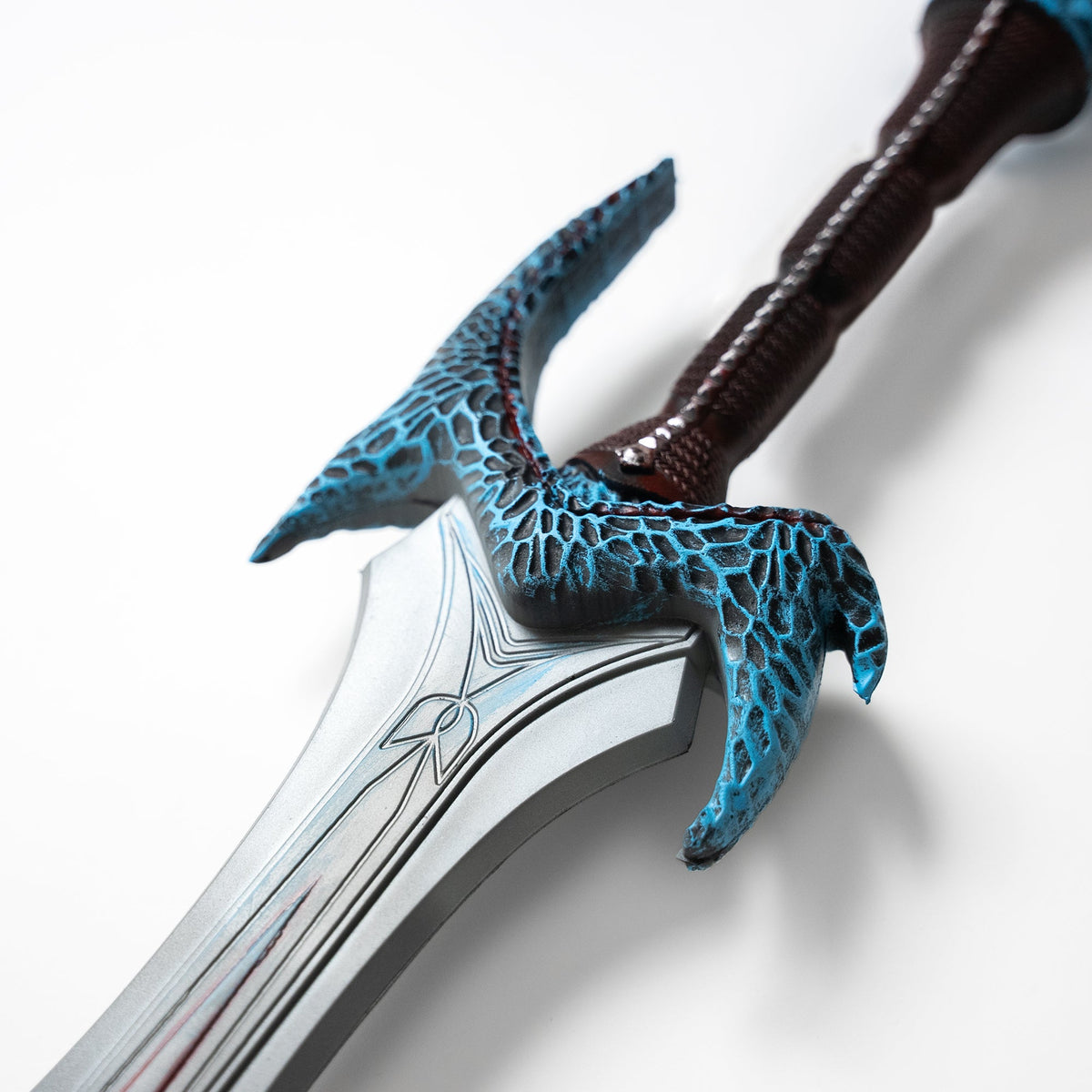 Daedric Greatsword (High Density Foam) Video Game Sword - Tophatter Daily Deals
