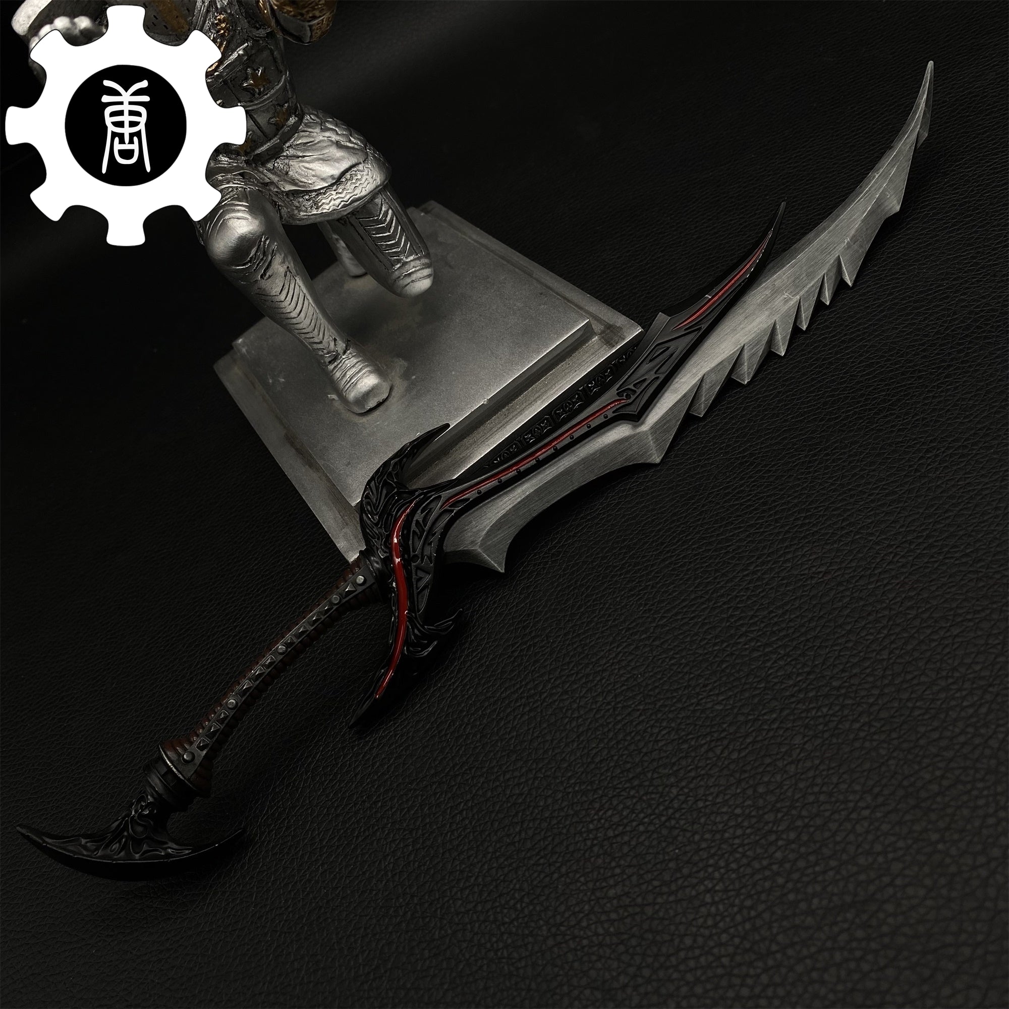 Skyrim Daedric Sword Metal Replica New Version - Tophatter Daily Deals