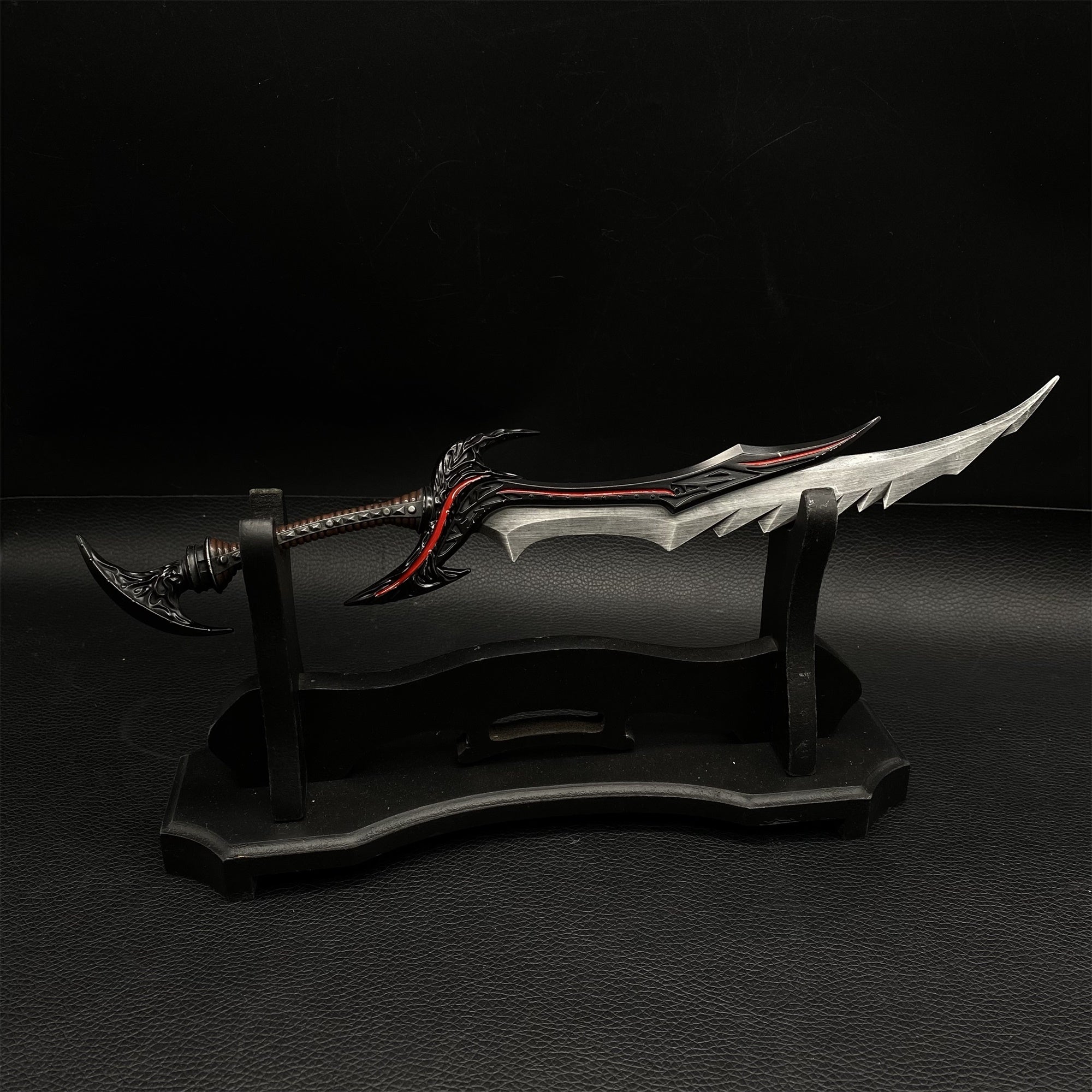 Skyrim Game Weapon New Daedric Sword Blunt Metal Replica New Daedric With Display Holder - Tophatter Daily Deals