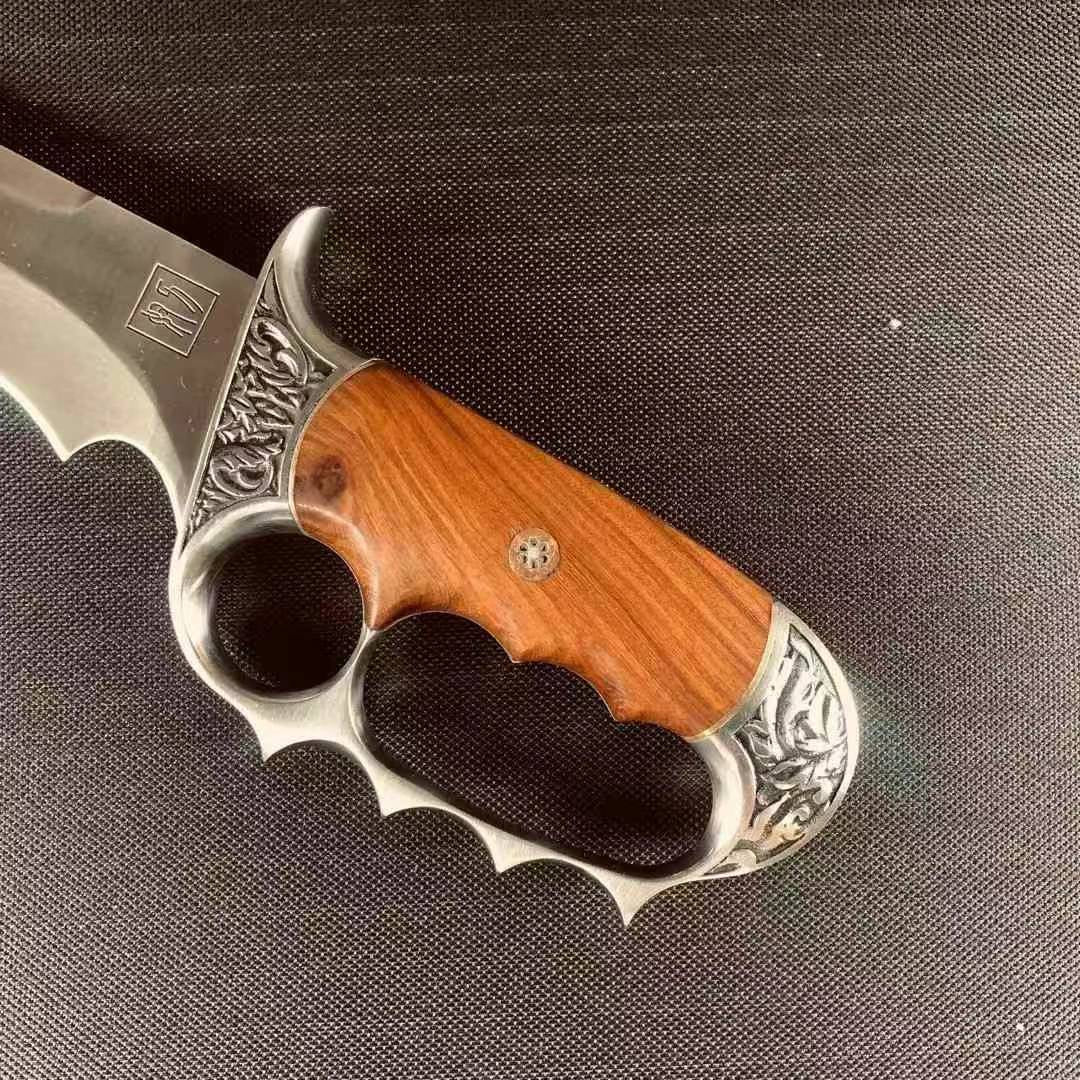 Danu Hand Ring Knife - Tophatter Daily Deals