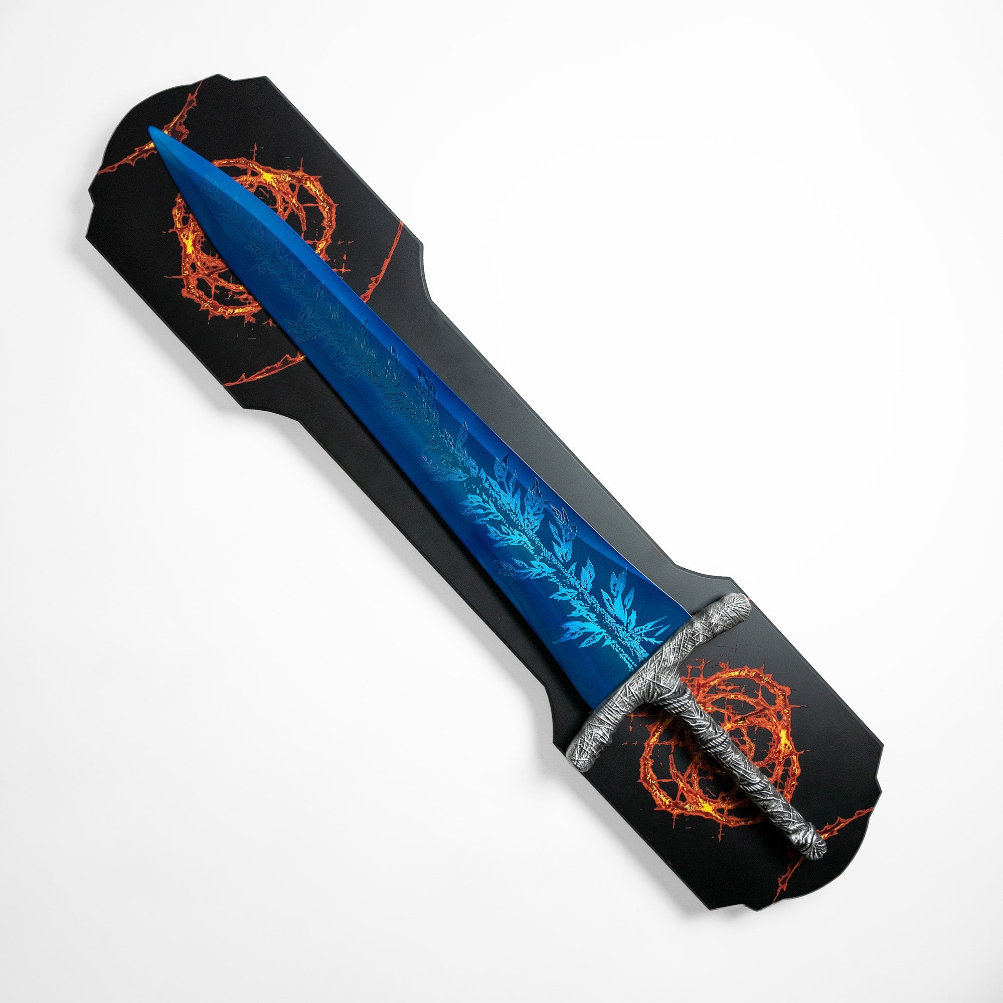 Dark Moon Greatsword Video Game Sword - Tophatter Daily Deals
