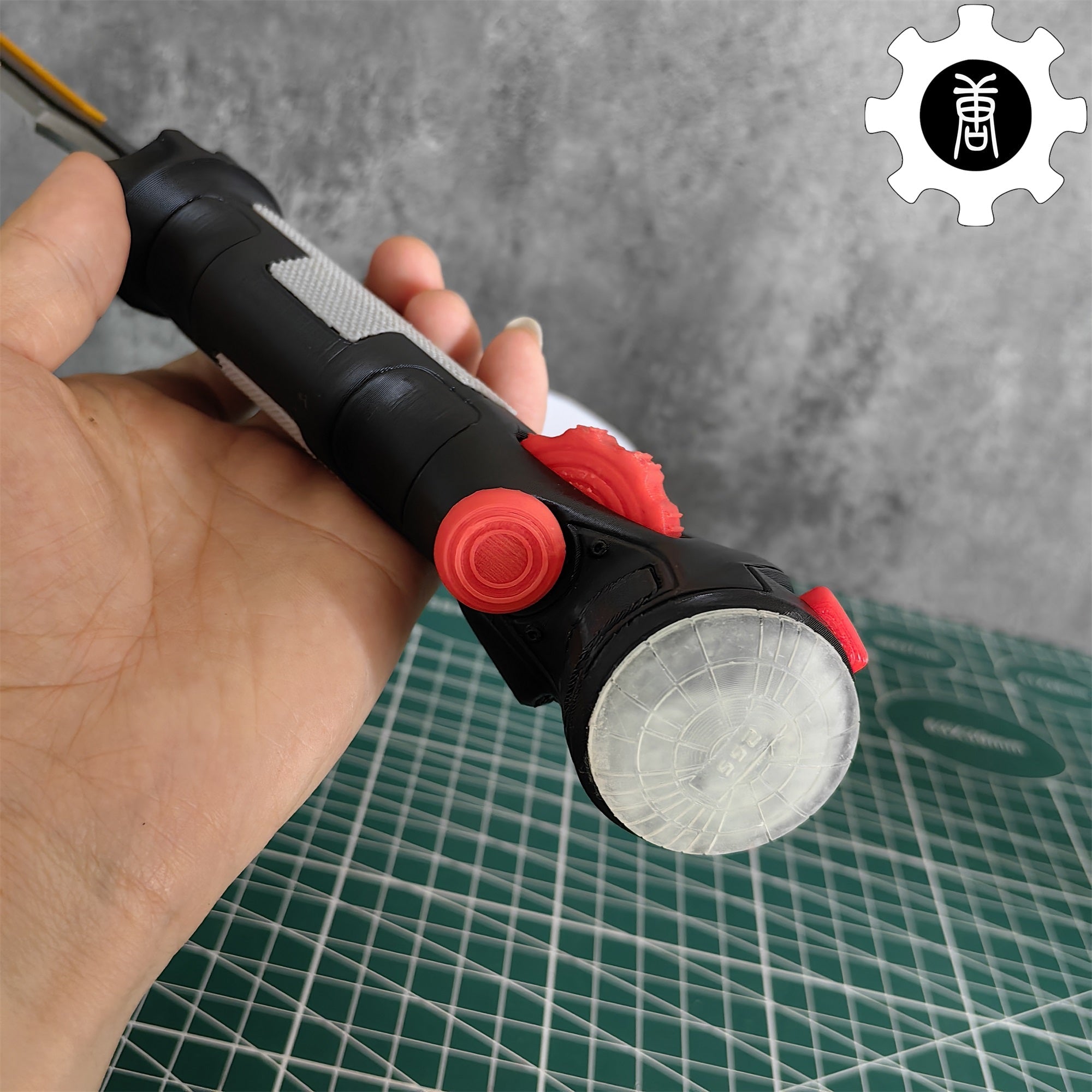 3D-Printed Data Knife Replica - Tophatter Daily Deals