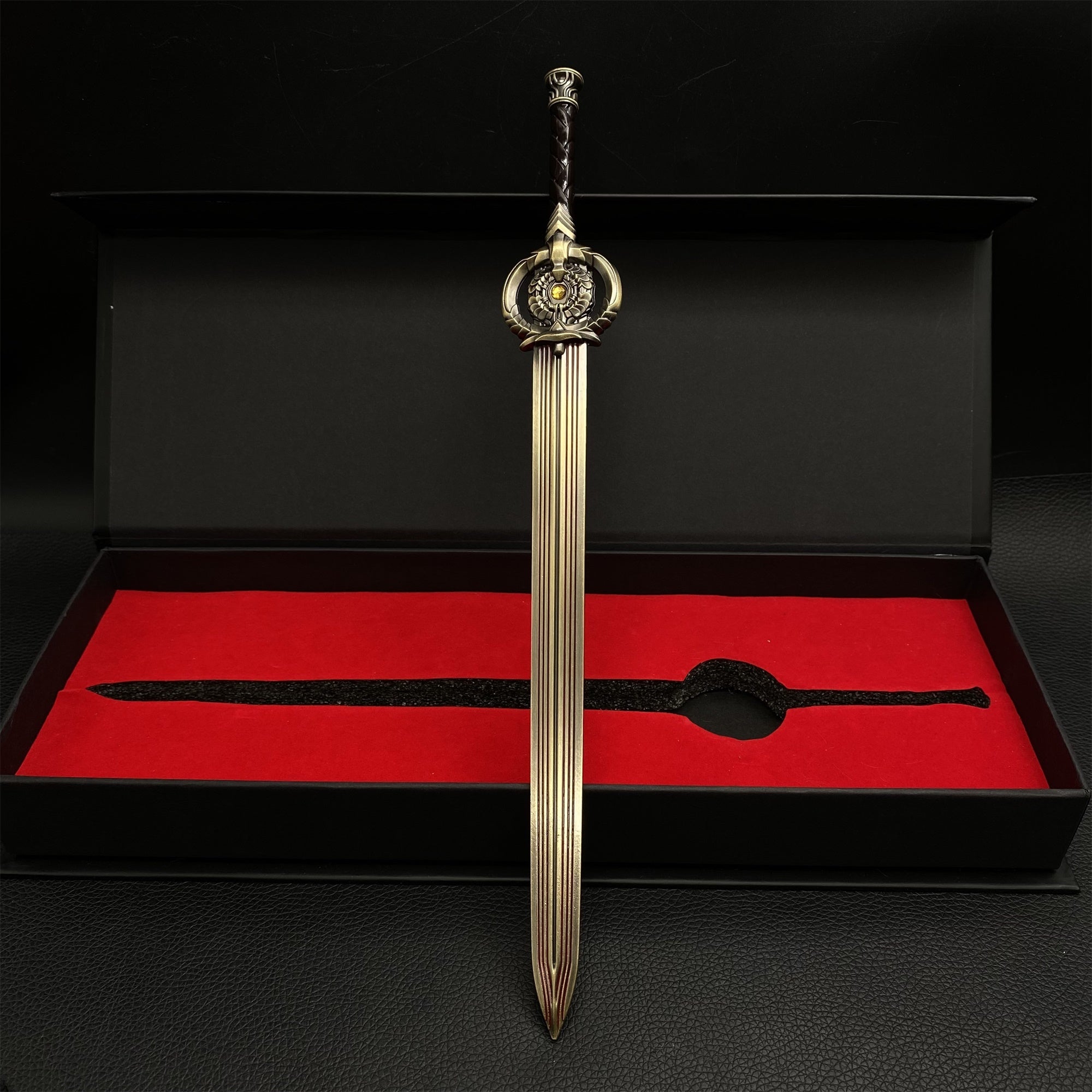 Skyrim Dawnbreaker Sword Metal Miniature Replica Nightingale Bow - Tophatter Daily Deals
