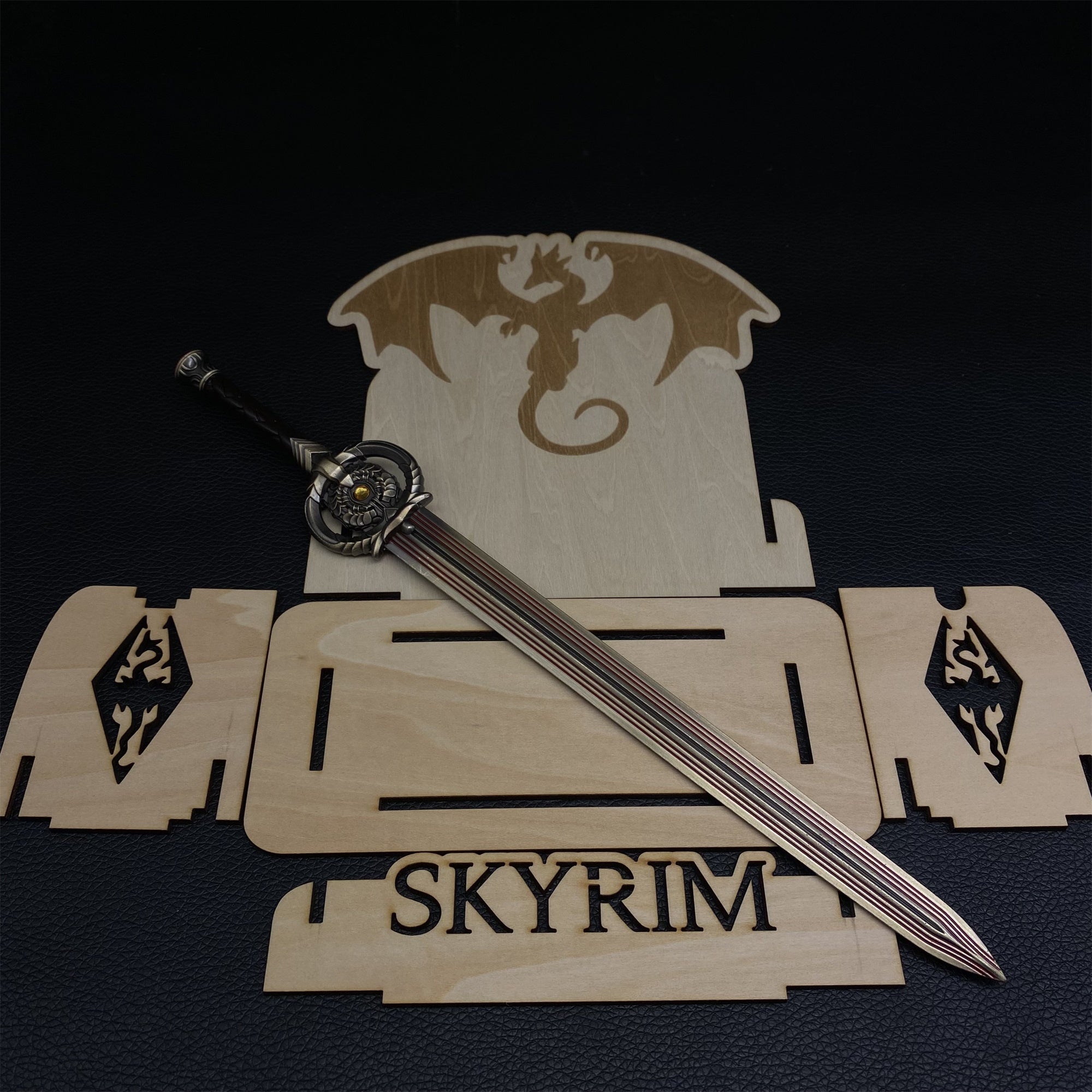 Skyrim Dawnbreaker Sword Metal Miniature Replica - Tophatter Daily Deals
